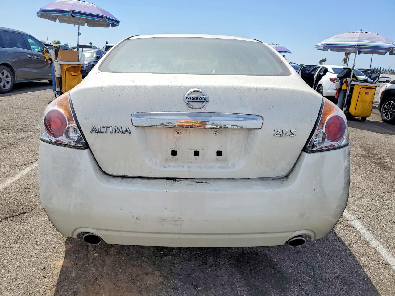 2010 Nissan Altima 2.5 White vin: 1N4AL2AP6AN554995