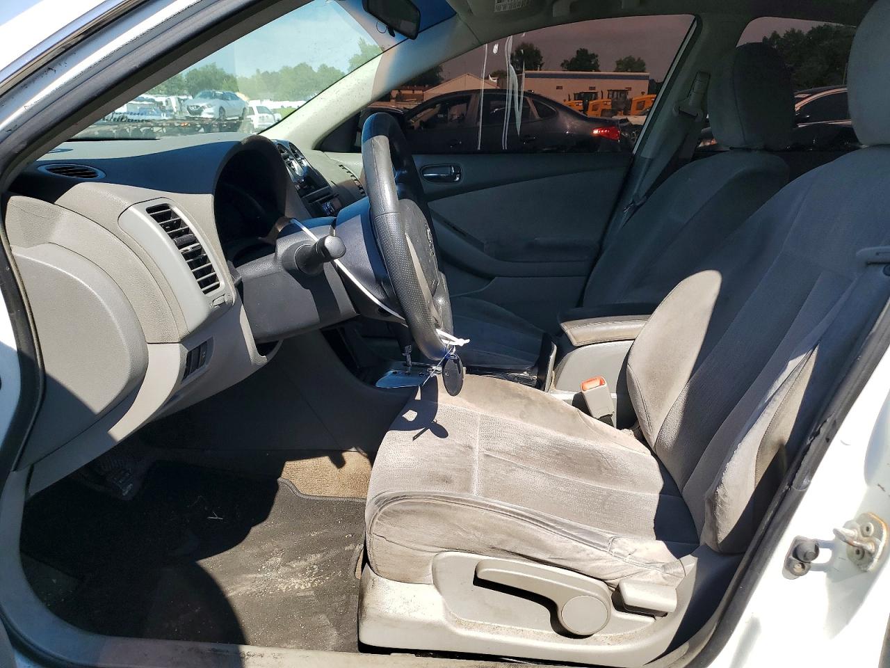 2010 Nissan Altima 2.5 White vin: 1N4AL2AP6AN561980