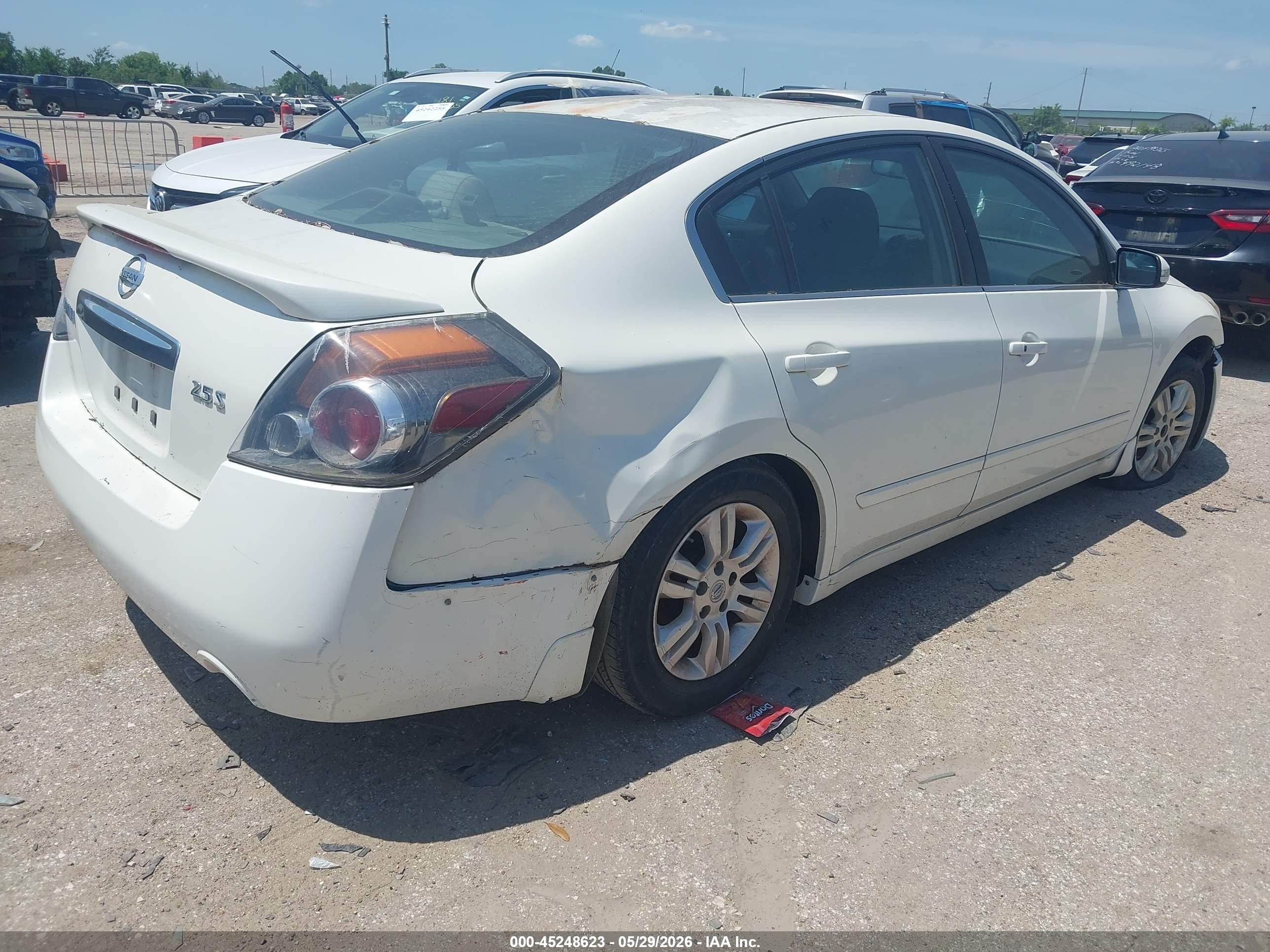 2011 Nissan Altima 2.5 S White vin: 1N4AL2AP6BN419520