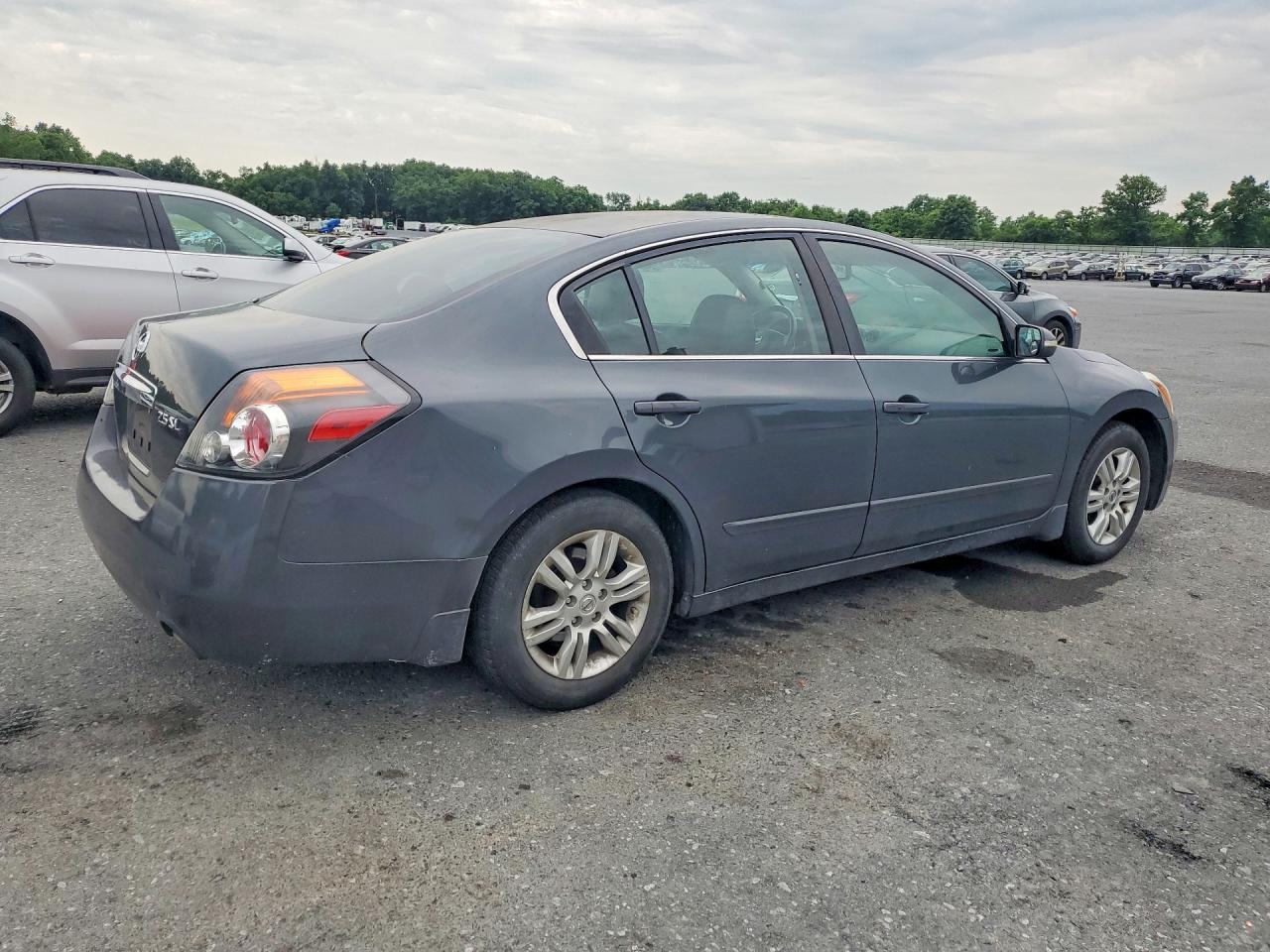 2011 Nissan Altima 2.5 Gray vin: 1N4AL2AP6BN451089