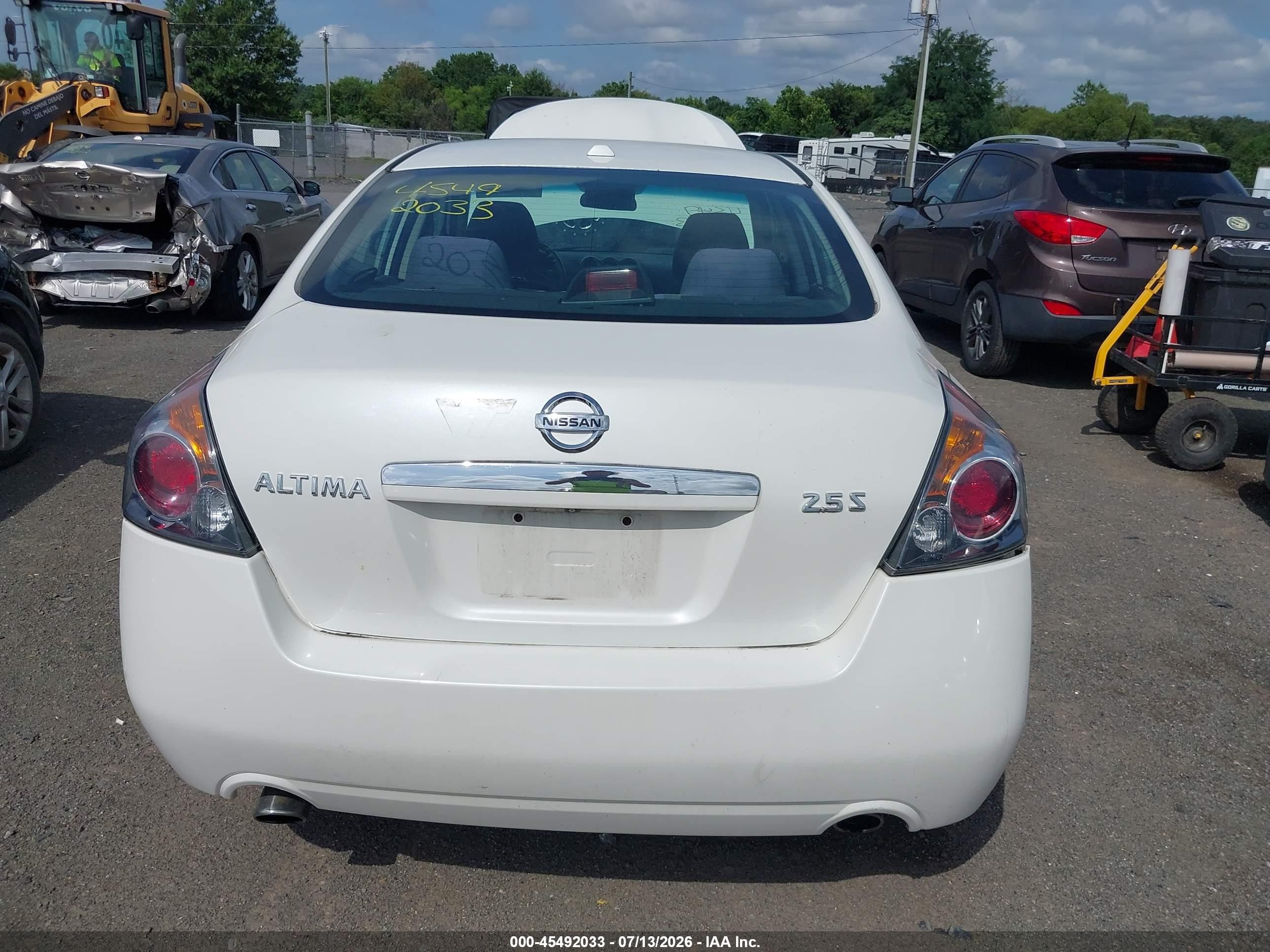 2011 Nissan Altima 2.5 S White vin: 1N4AL2AP6BN472685