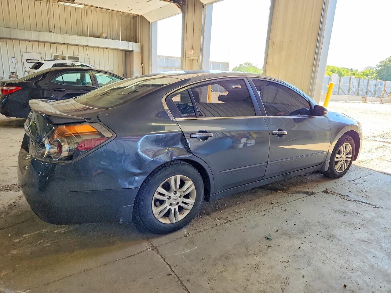 2011 Nissan Altima 2.5 Gray vin: 1N4AL2AP6BN488269