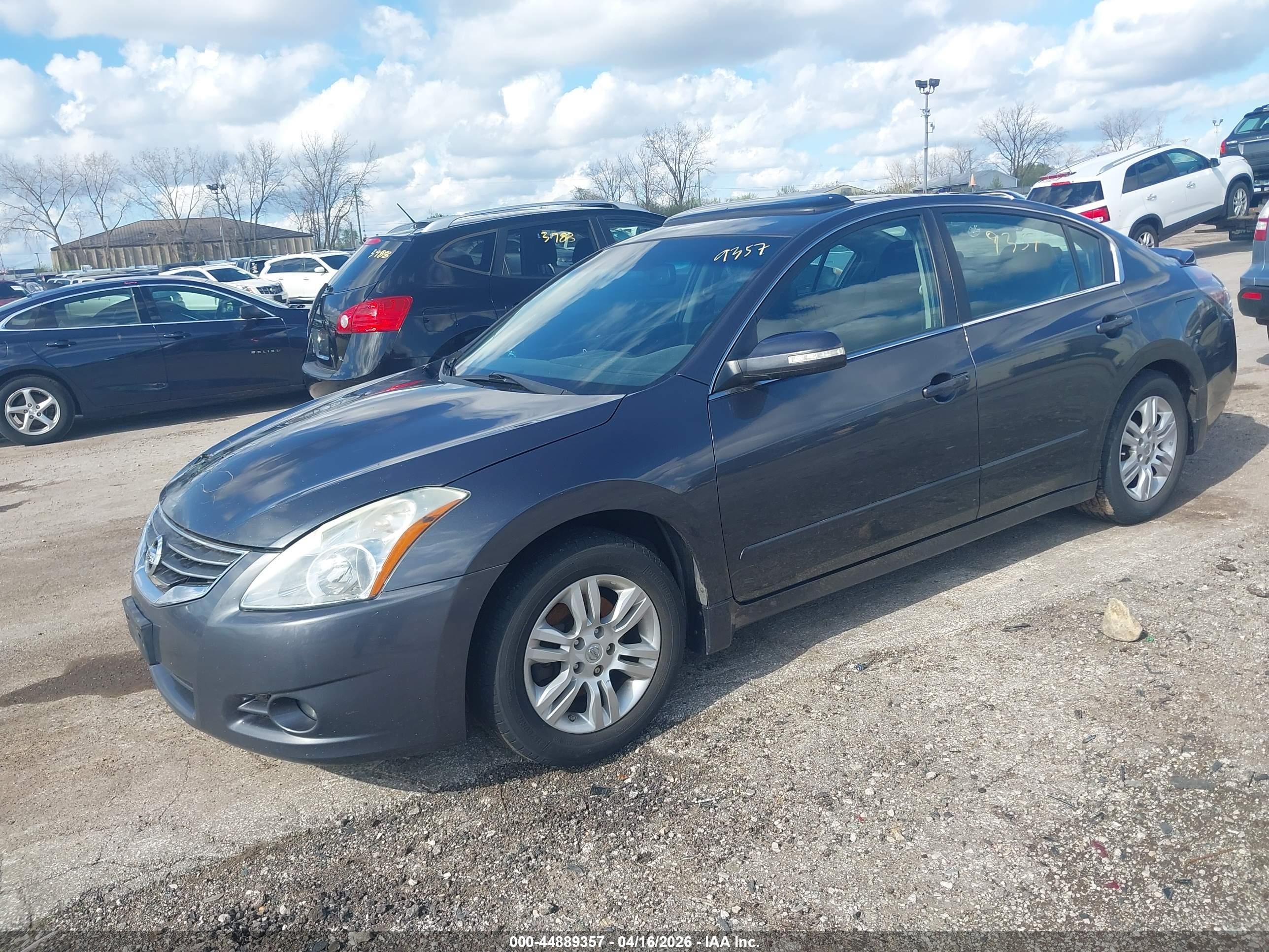 2011 Nissan Altima 2.5 S Серый vin: 1N4AL2AP6BN492404