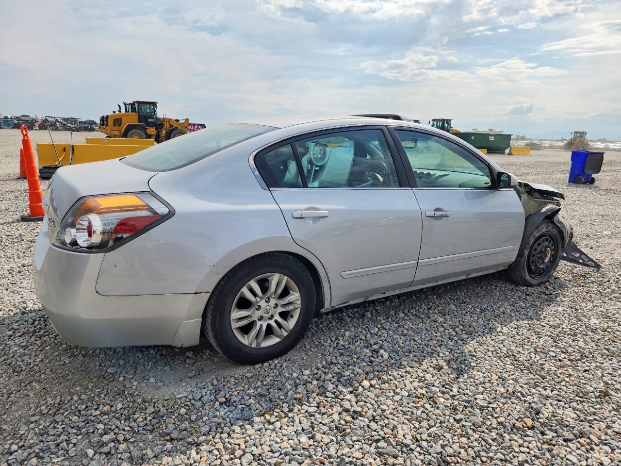 2011 Nissan Altima 2.5 Silver vin: 1N4AL2AP6BN503062