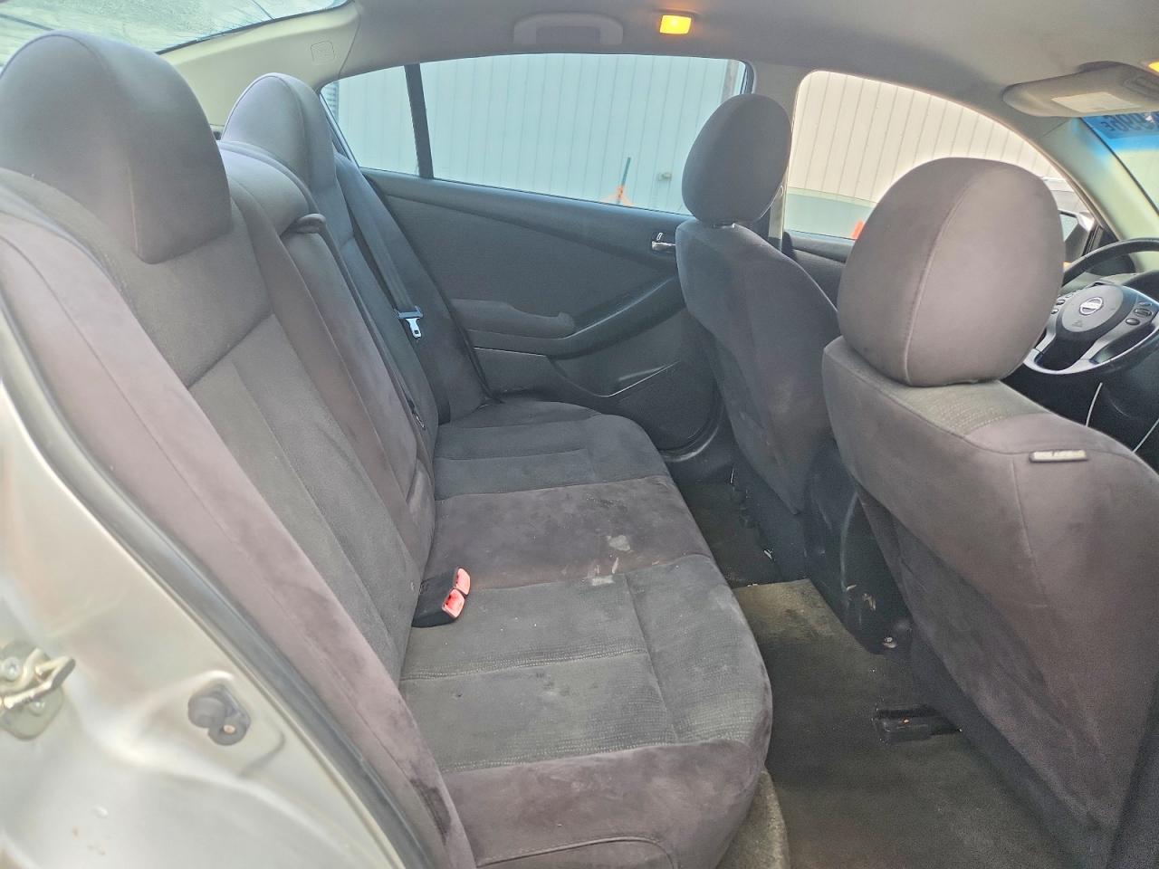 2011 Nissan Altima 2.5 Silver vin: 1N4AL2AP6BN507158