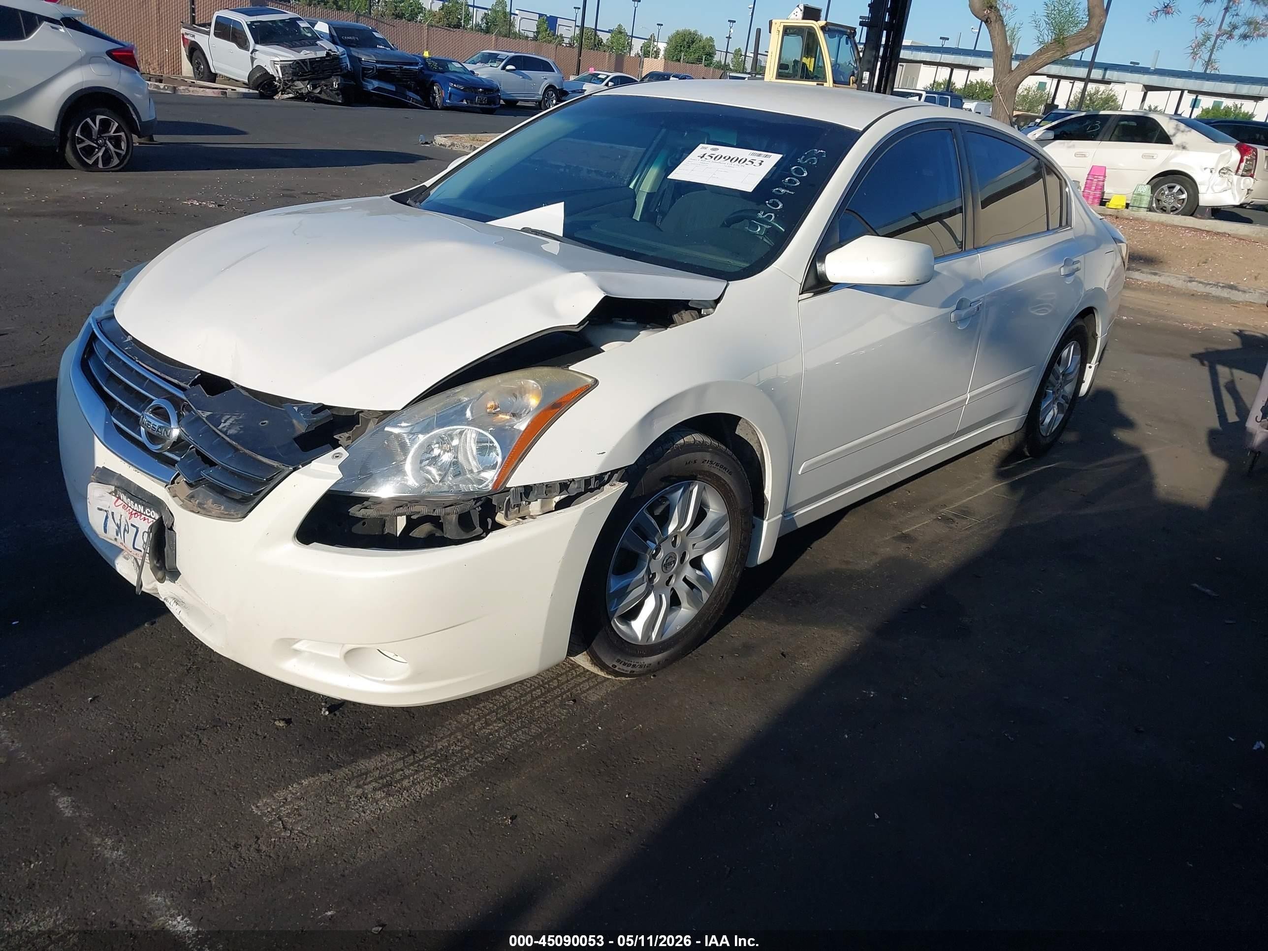2012 Nissan Altima 2.5 S White vin: 1N4AL2AP6CC102236