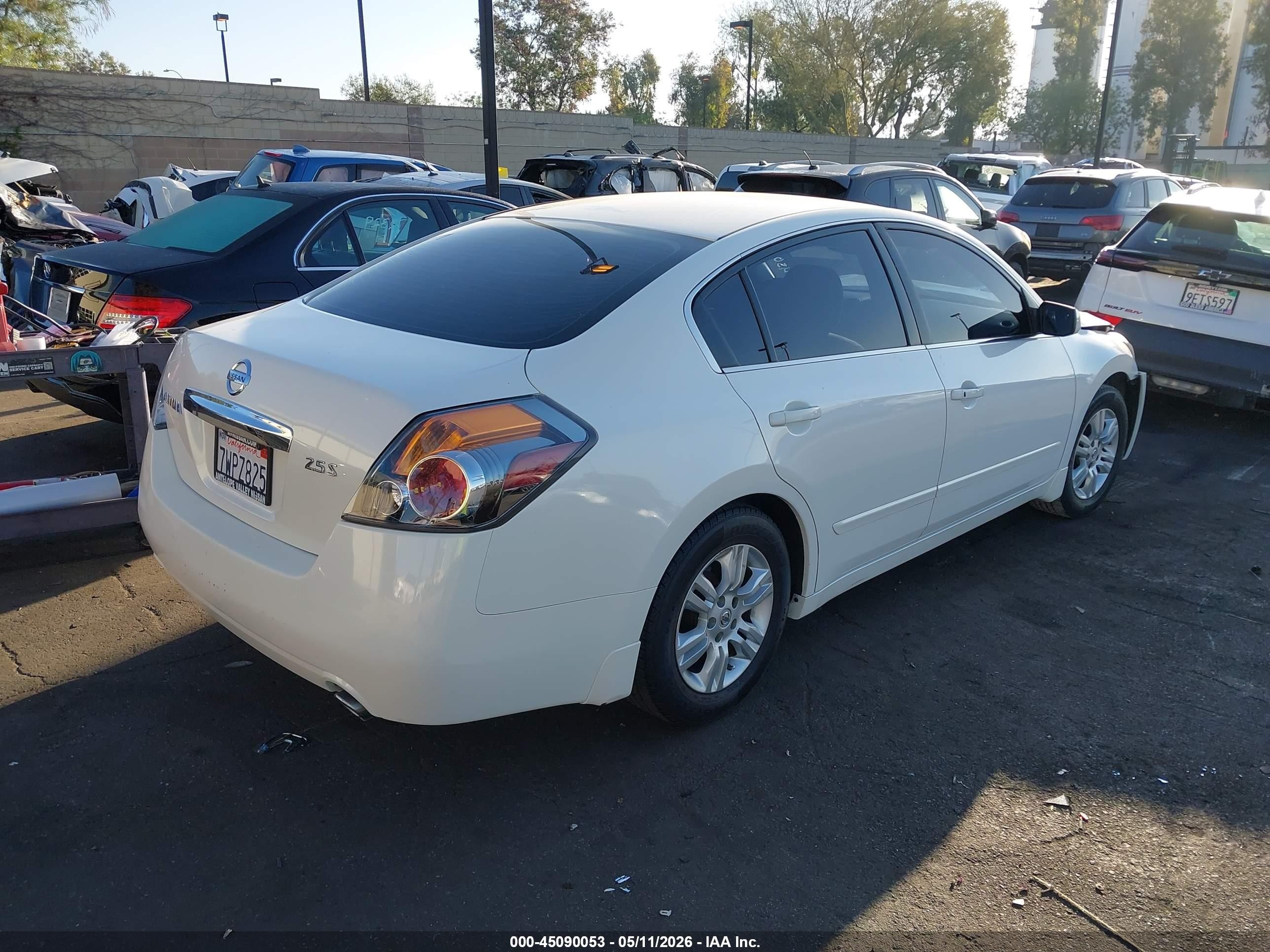 2012 Nissan Altima 2.5 S White vin: 1N4AL2AP6CC102236
