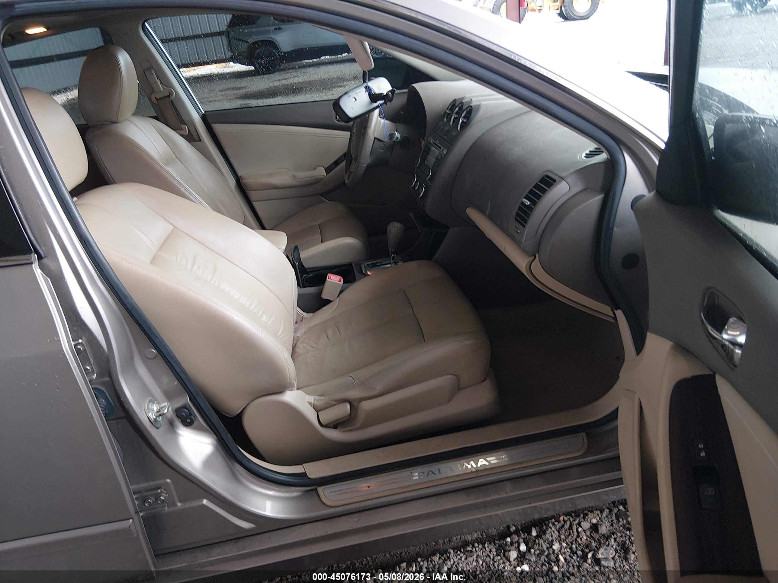2012 Nissan Altima 2.5 S Beige vin: 1N4AL2AP6CC112376