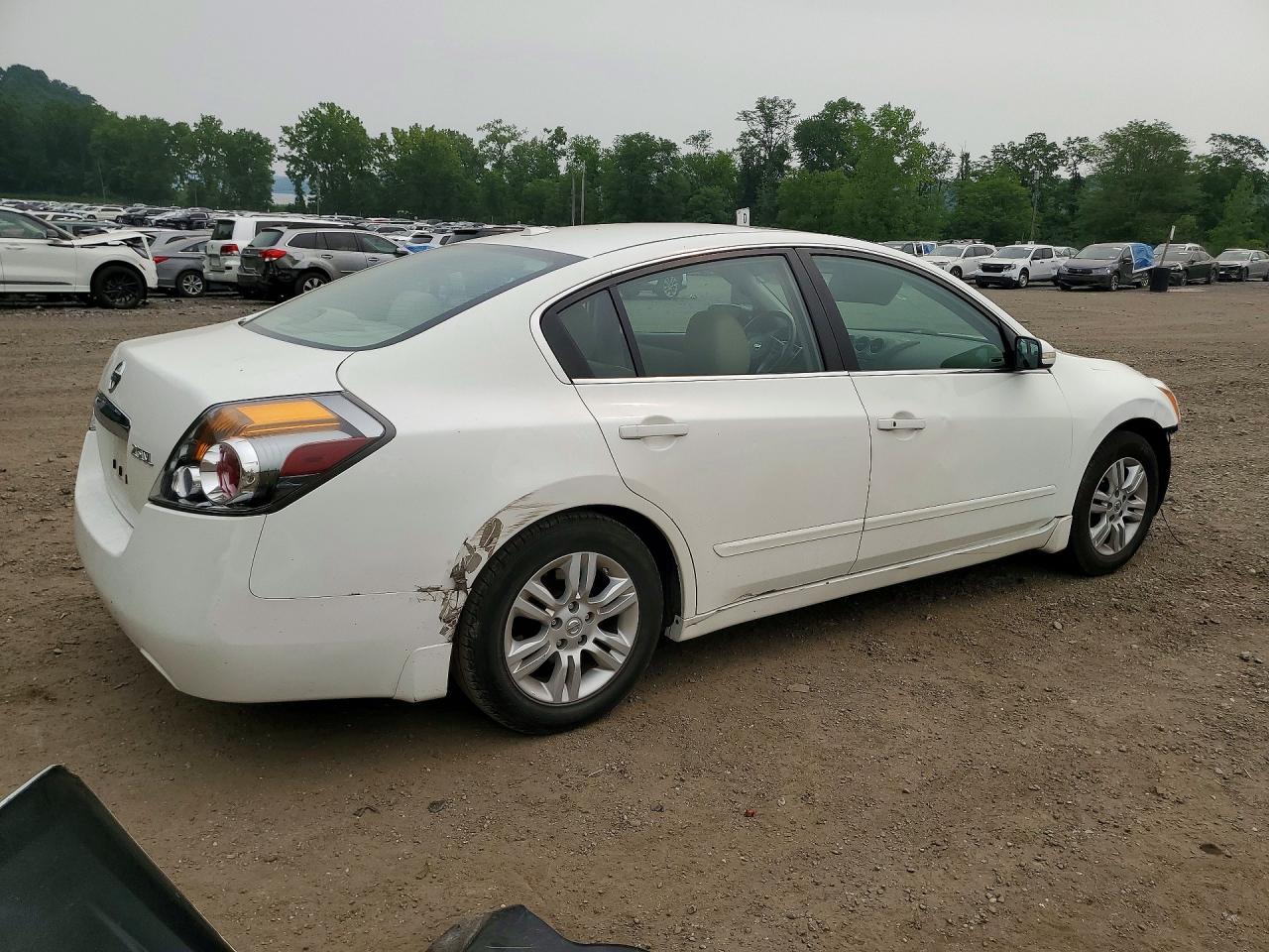 2012 Nissan Altima 2.5 White vin: 1N4AL2AP6CC126567