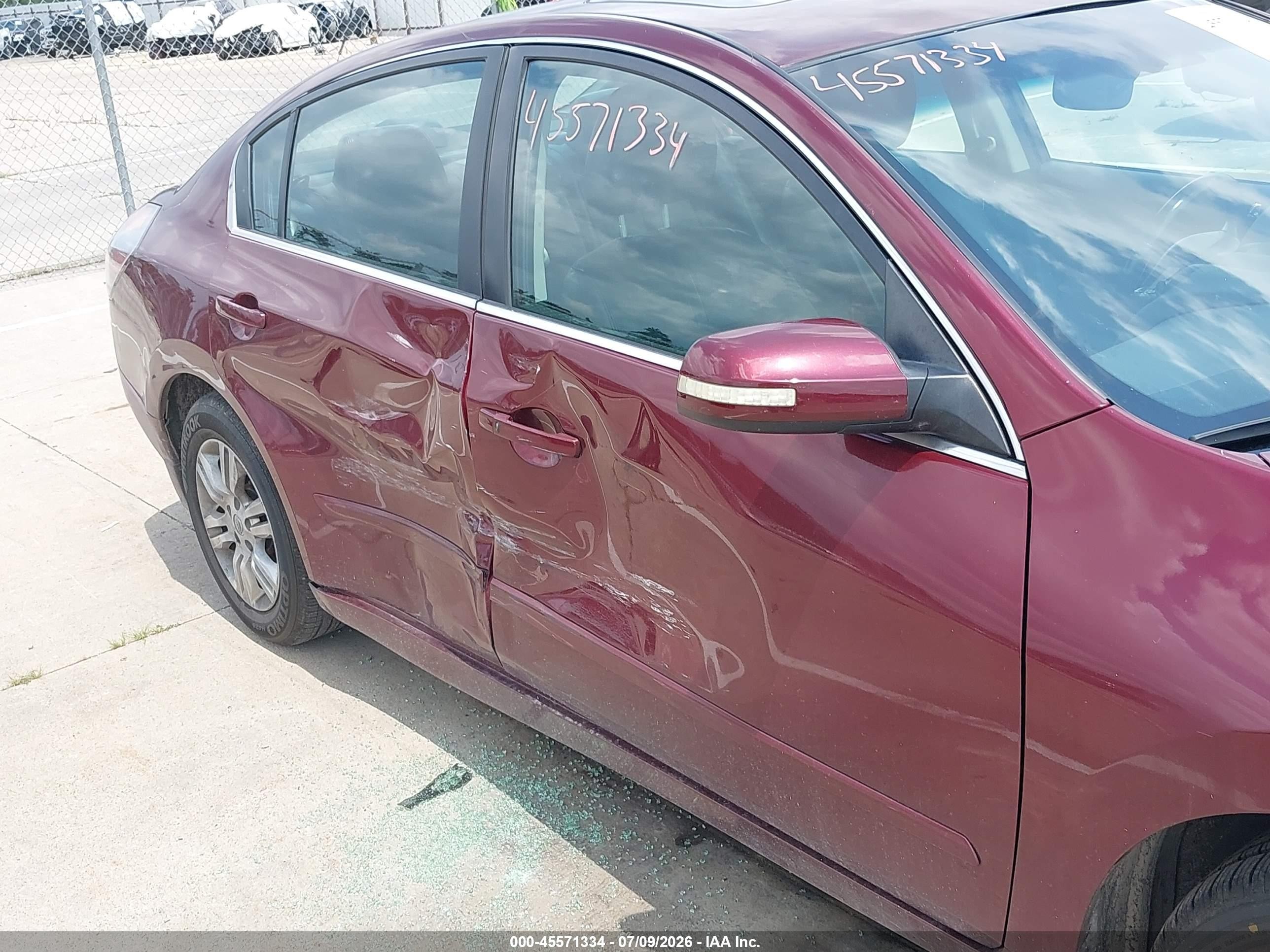 2012 Nissan Altima 2.5 S Maroon vin: 1N4AL2AP6CC134457