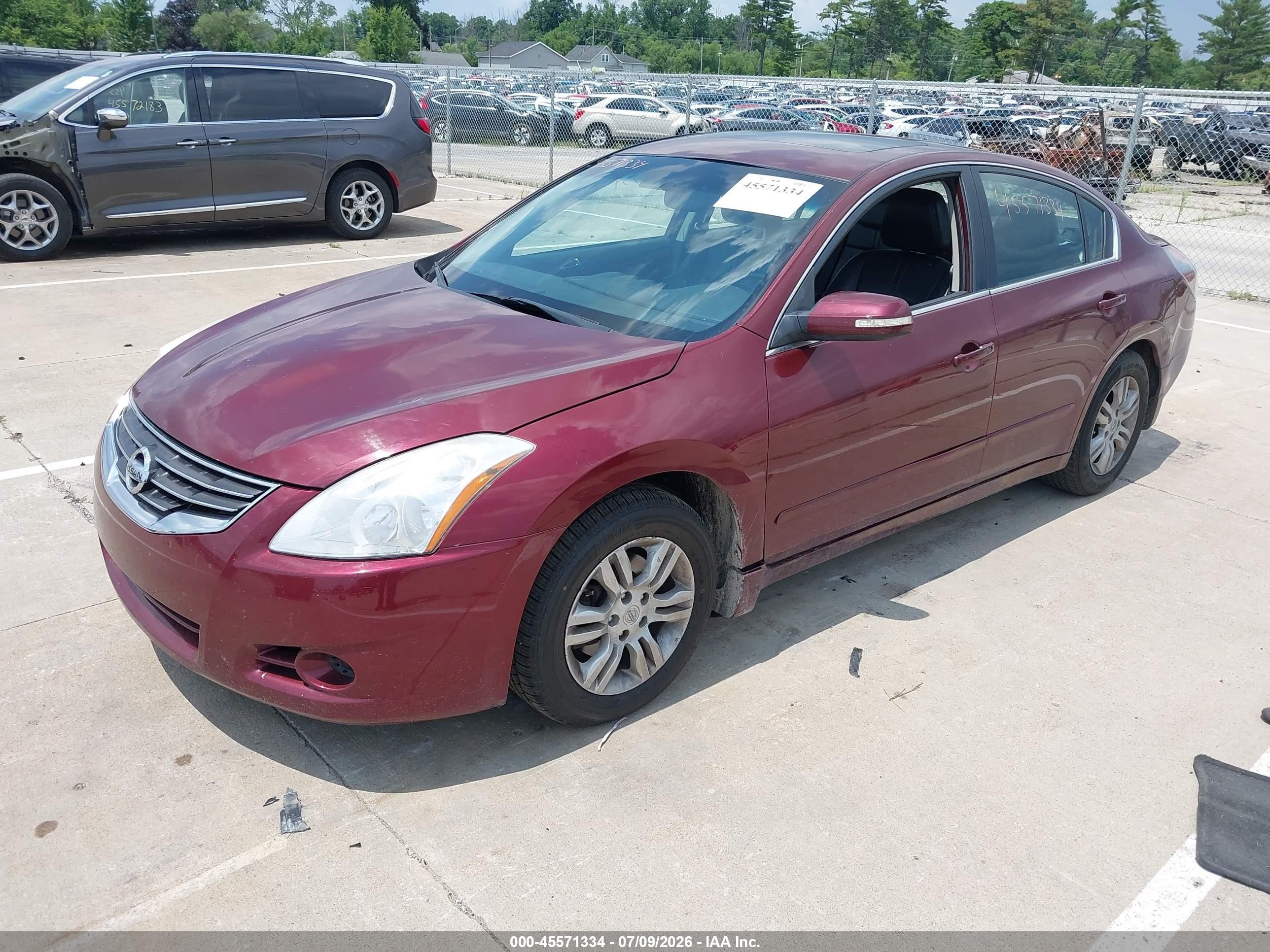 2012 Nissan Altima 2.5 S Maroon vin: 1N4AL2AP6CC134457