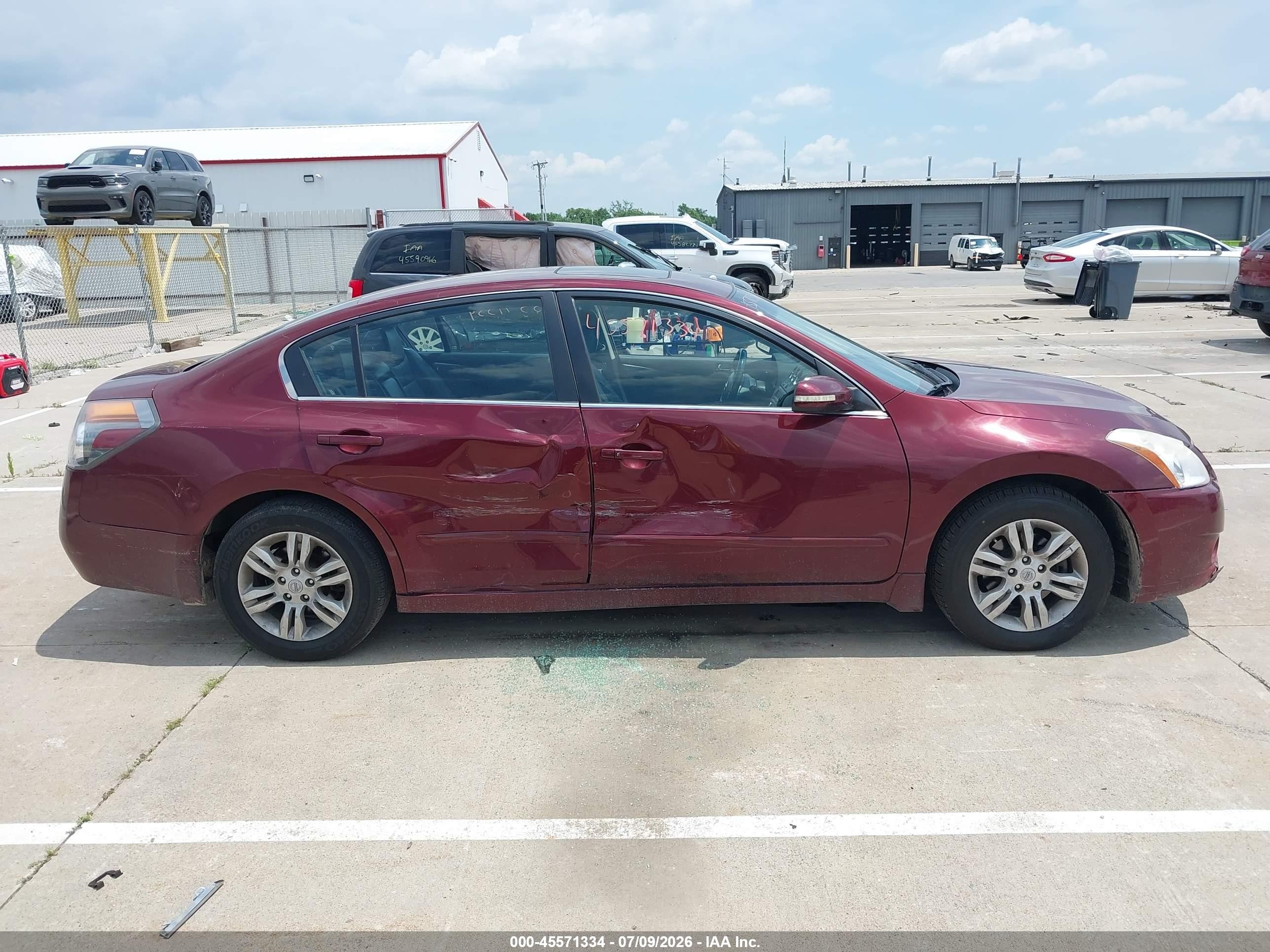 2012 Nissan Altima 2.5 S Maroon vin: 1N4AL2AP6CC134457
