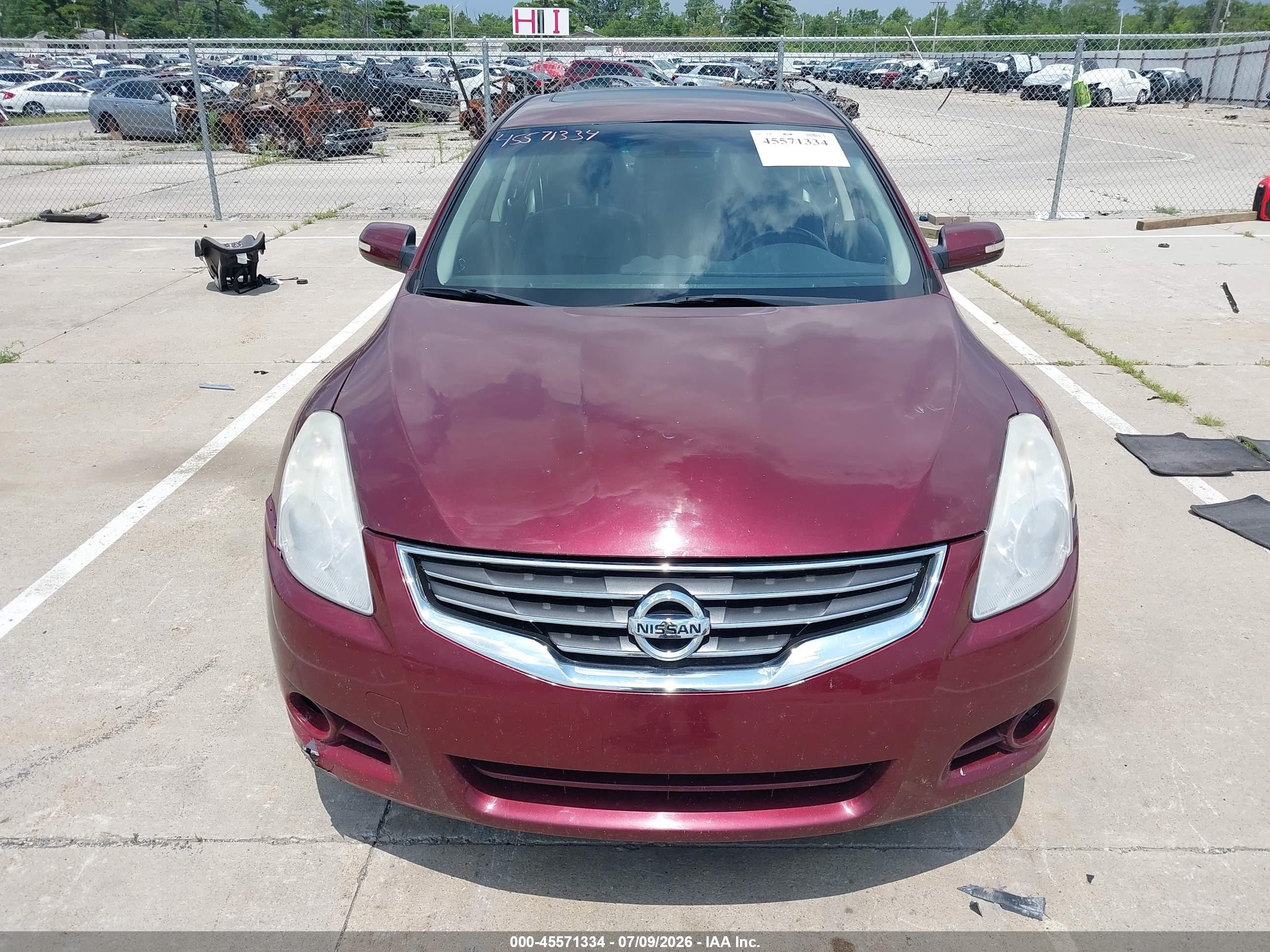 2012 Nissan Altima 2.5 S Maroon vin: 1N4AL2AP6CC134457