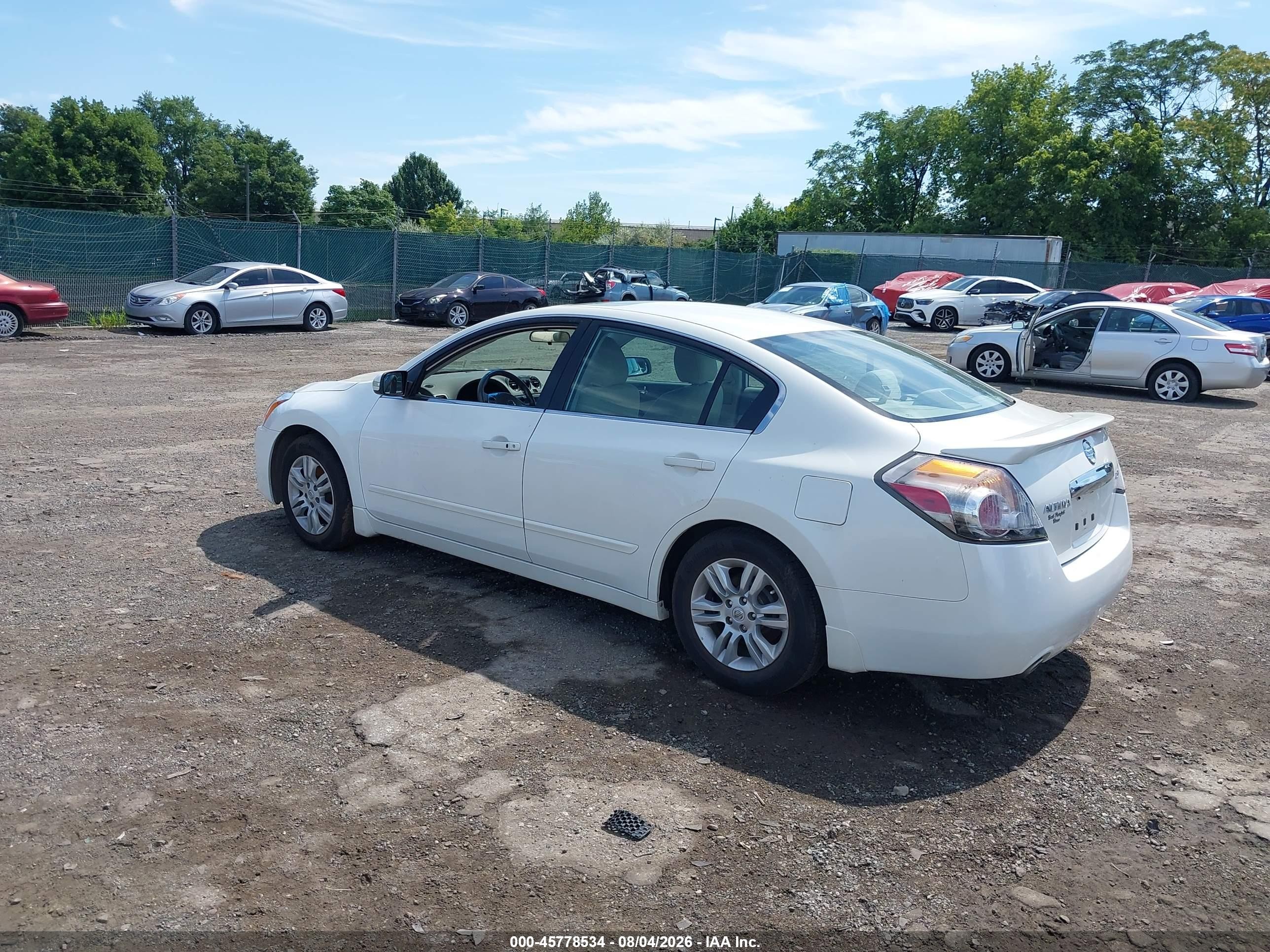 2012 Nissan Altima 2.5 S White vin: 1N4AL2AP6CC166986