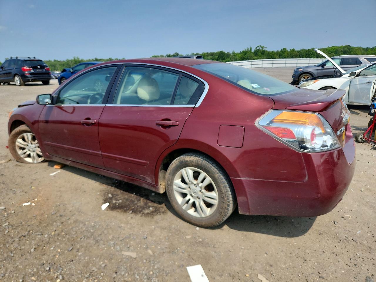 2012 Nissan Altima 2.5 Red vin: 1N4AL2AP6CC184467