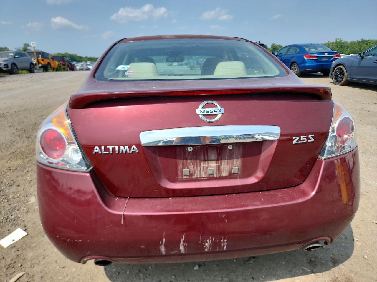 2012 Nissan Altima 2.5 Red vin: 1N4AL2AP6CC184467