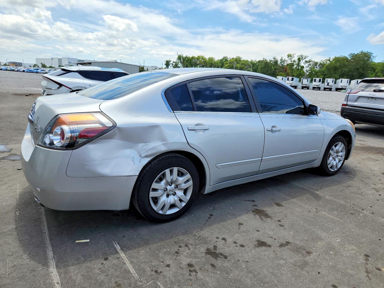 2012 Nissan Altima 2.5 Серебряный vin: 1N4AL2AP6CC210954