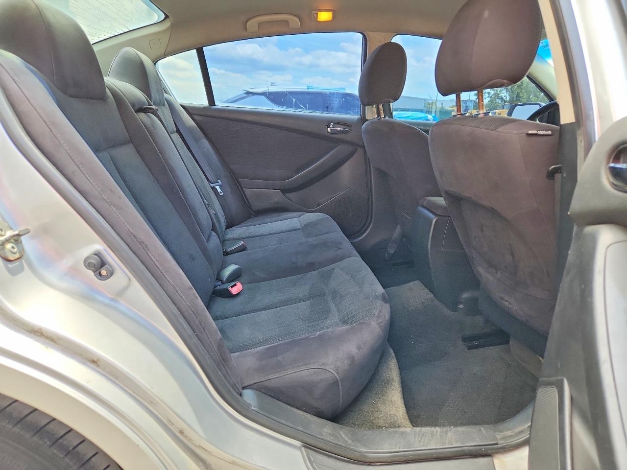 2012 Nissan Altima 2.5 Серебряный vin: 1N4AL2AP6CC210954