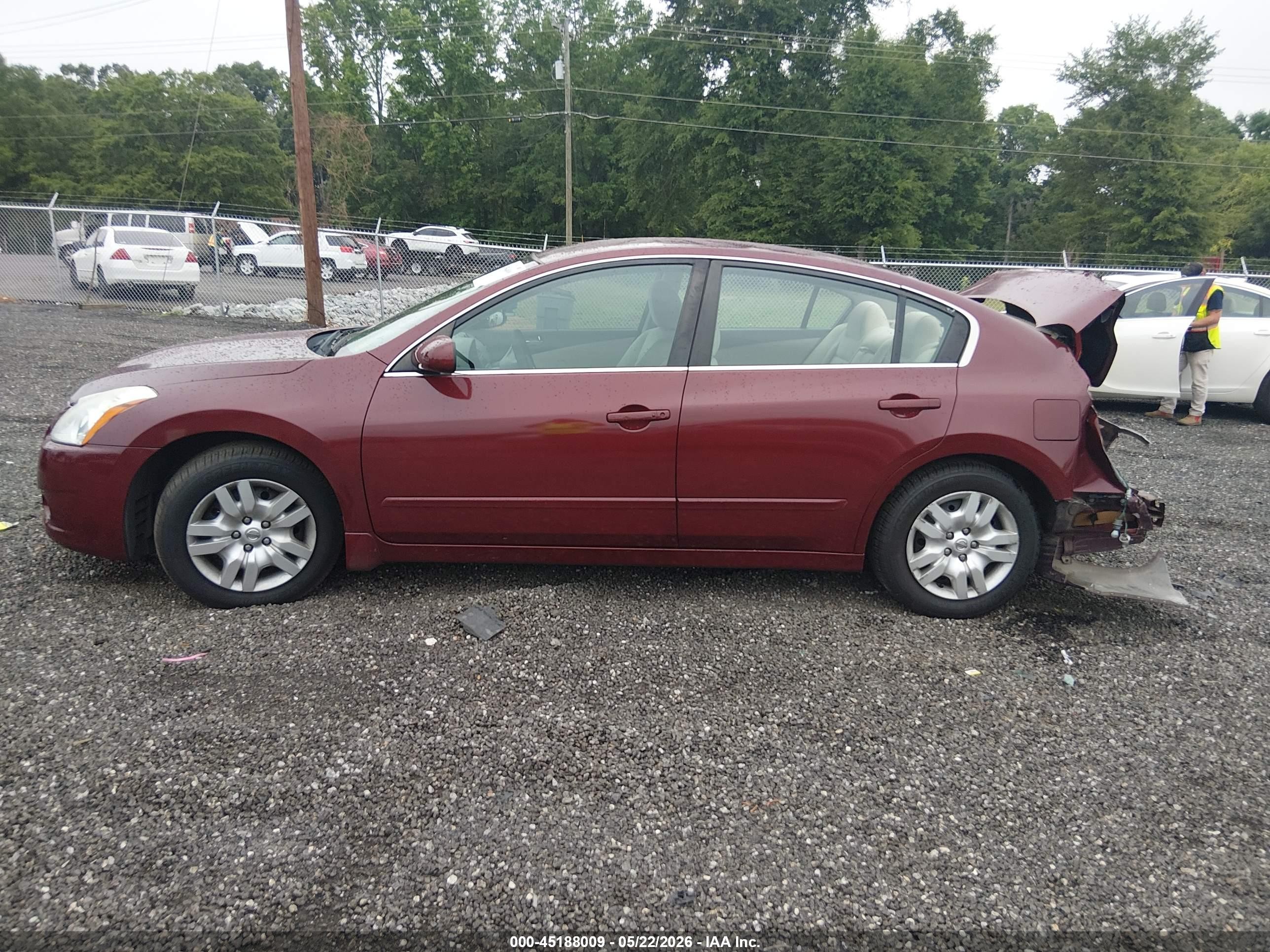 2012 Nissan Altima 2.5 S Burgundy vin: 1N4AL2AP6CC217368