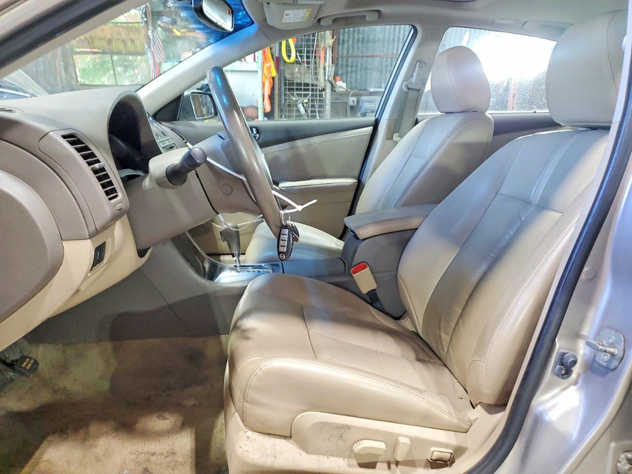 2012 Nissan Altima 2.5 Beige vin: 1N4AL2AP6CC250001
