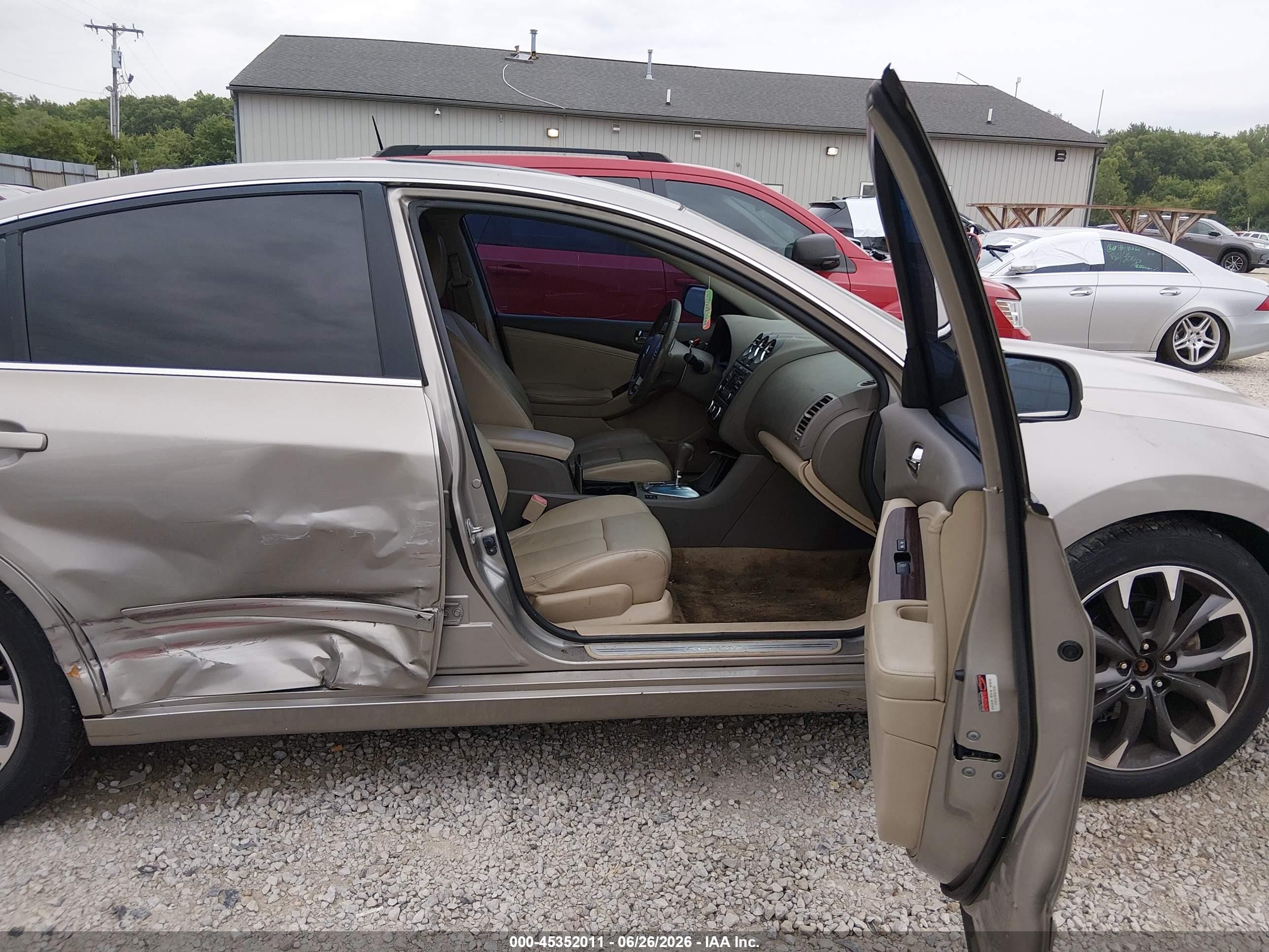 2012 Nissan Altima 2.5 S Beige vin: 1N4AL2AP6CN419972