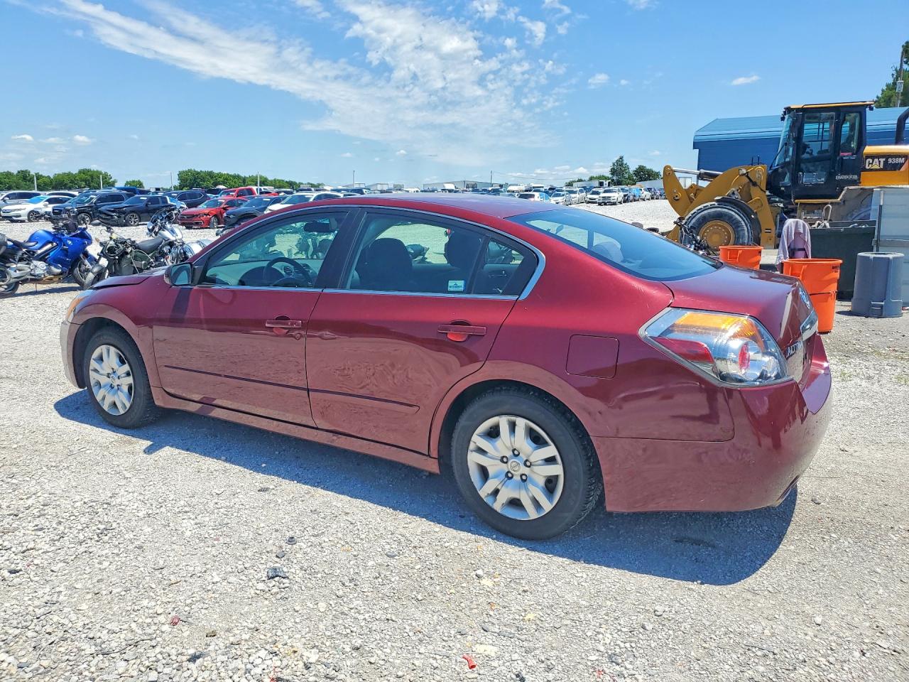 2012 Nissan Altima 2.5 Red vin: 1N4AL2AP6CN449196