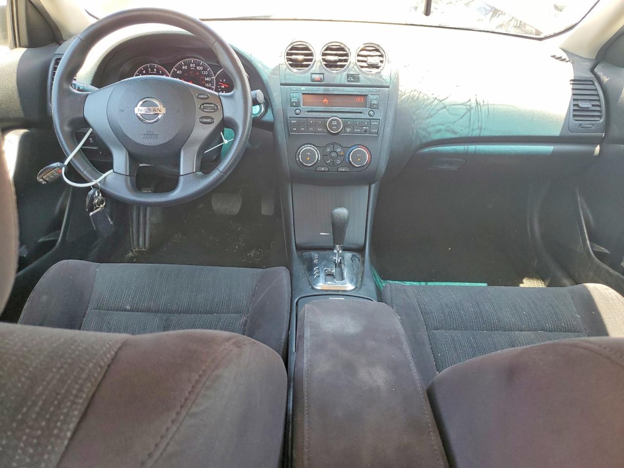 2012 Nissan Altima 2.5 Red vin: 1N4AL2AP6CN449196