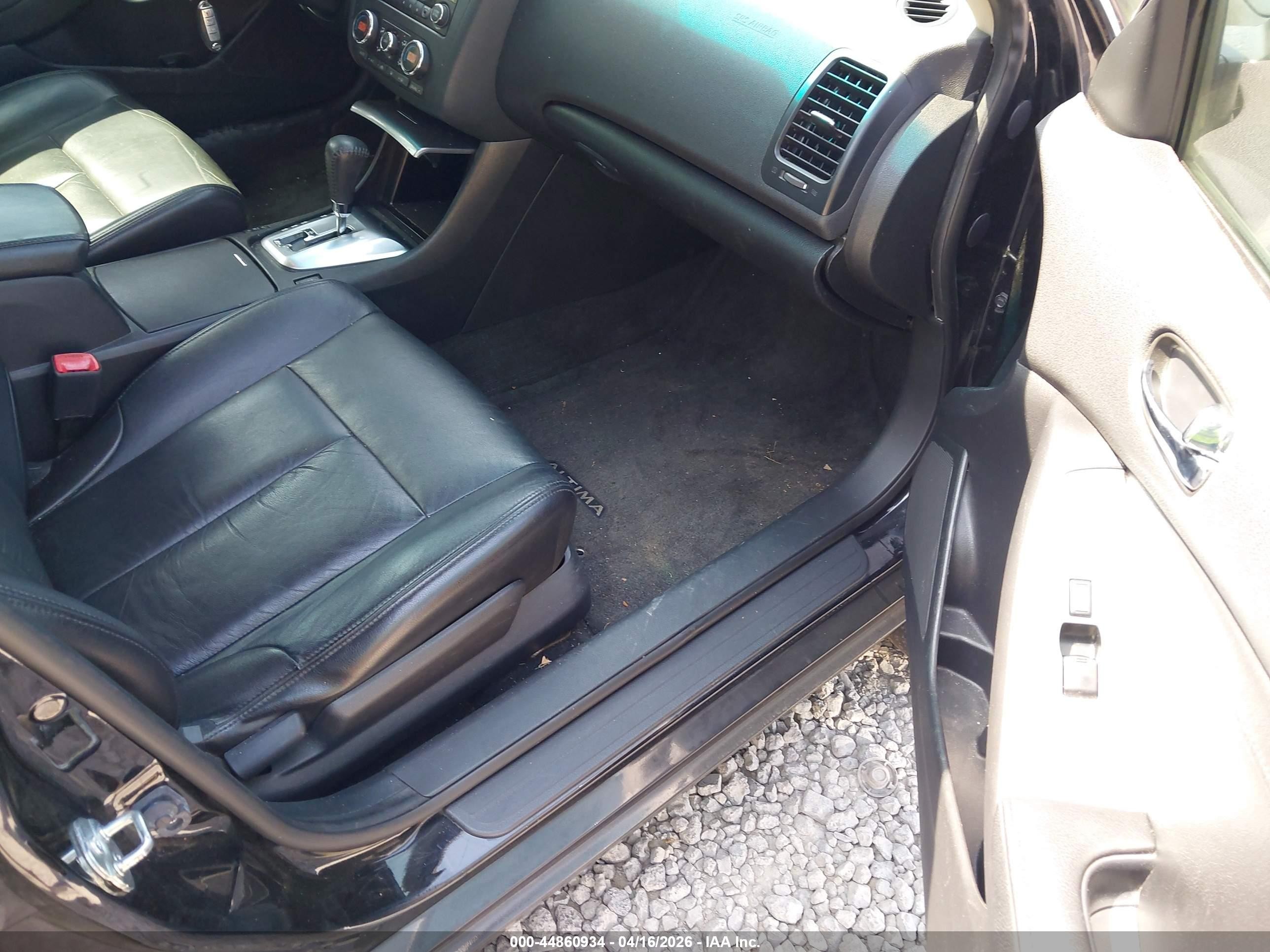 2012 Nissan Altima 2.5 S Black vin: 1N4AL2AP6CN514743
