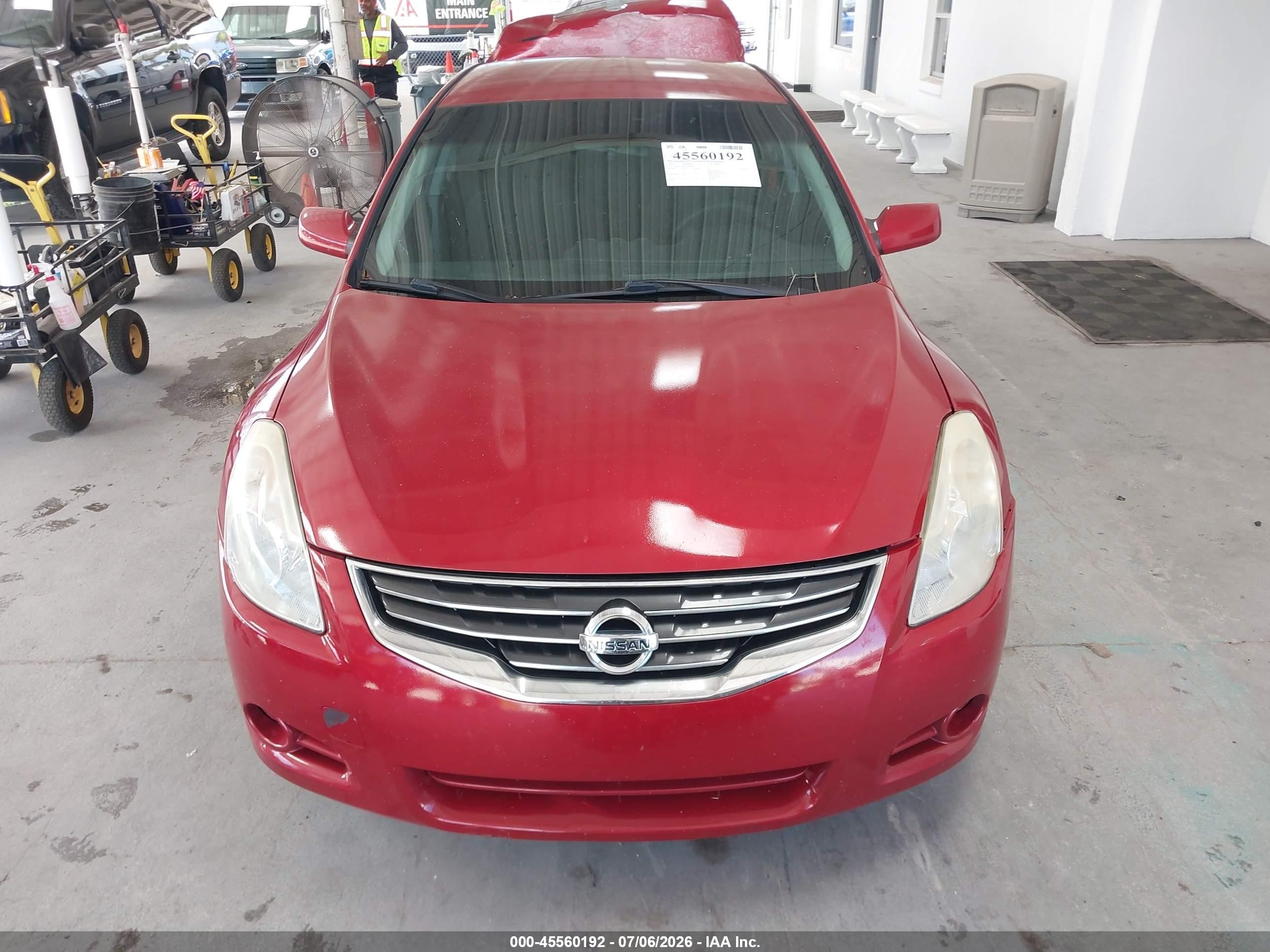 2012 Nissan Altima 2.5 S Red vin: 1N4AL2AP6CN556295