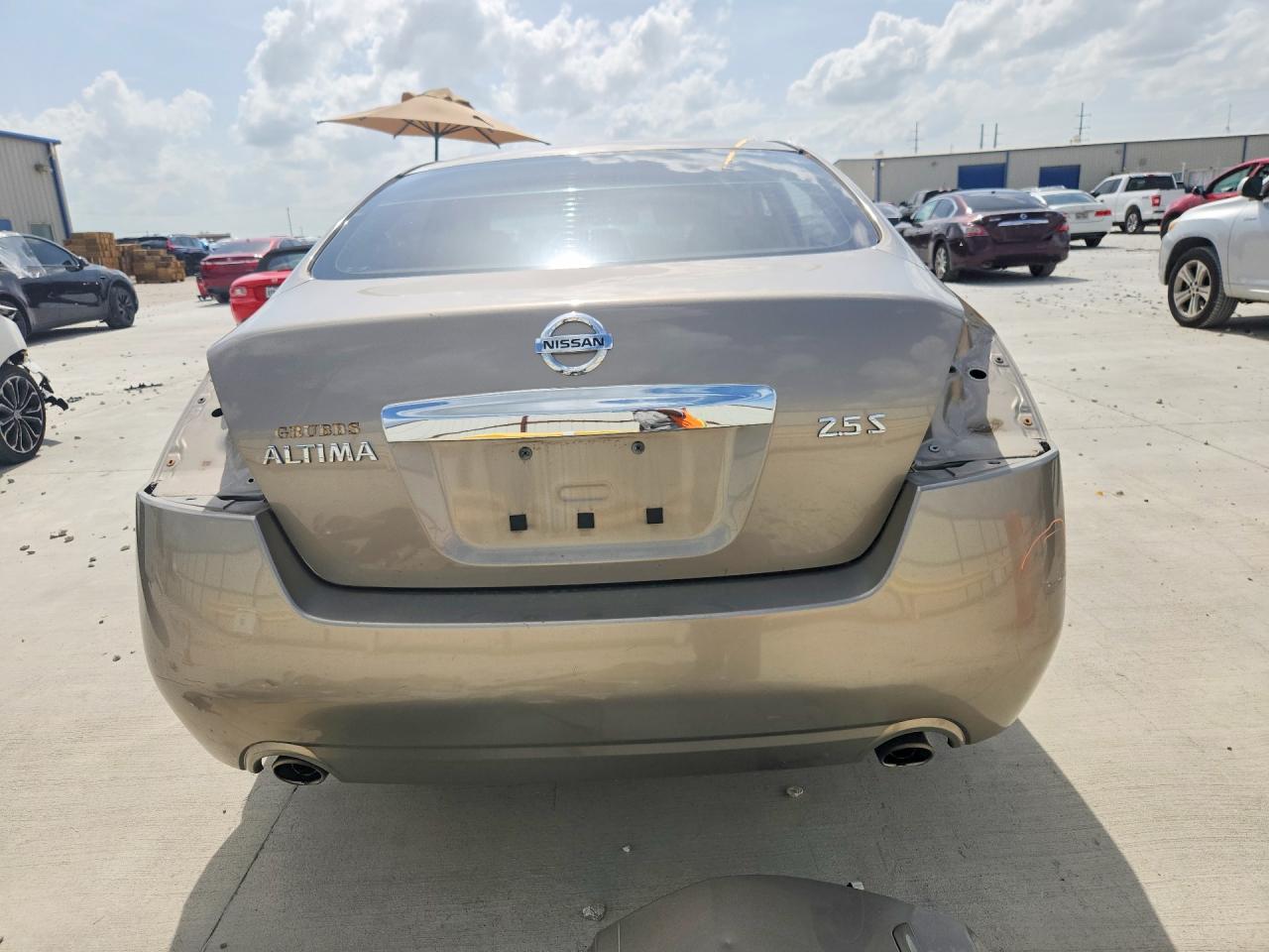 2012 Nissan Altima Base Beige vin: 1N4AL2AP6CN563294