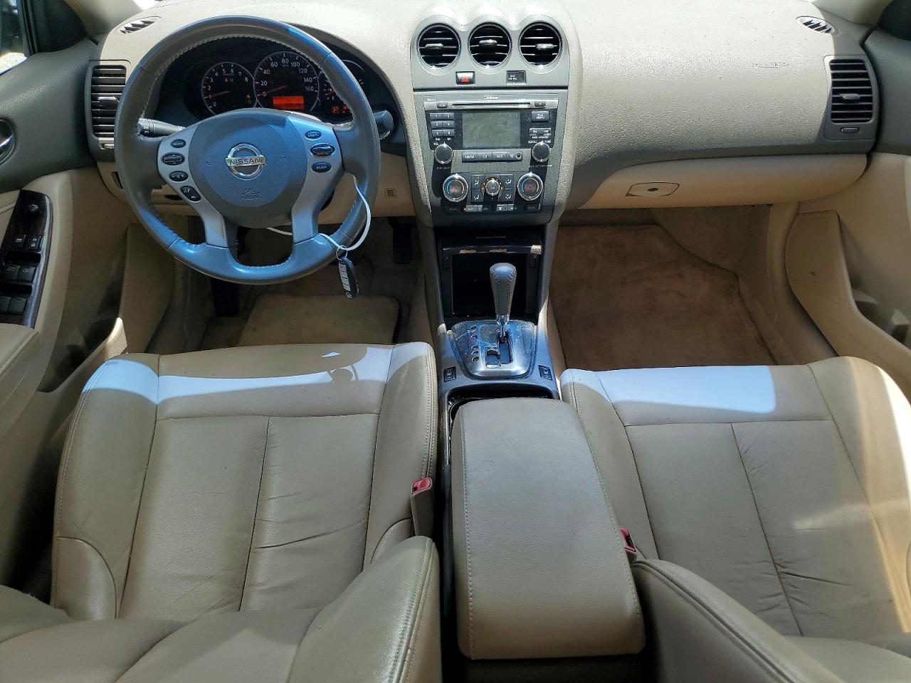 2010 Nissan Altima Base Белый vin: 1N4AL2AP7AC102811