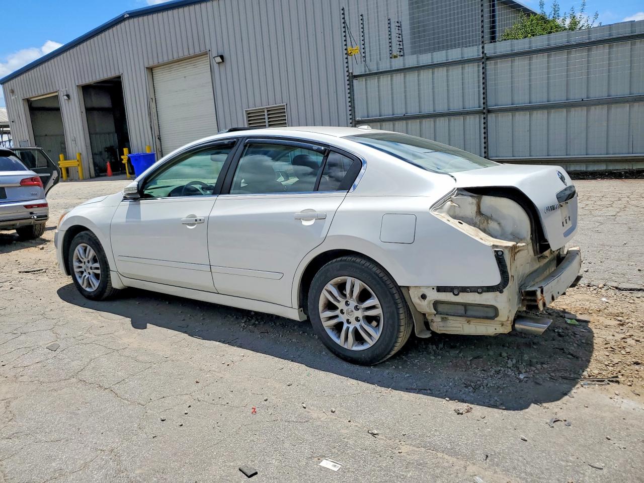 2010 Nissan Altima Base Белый vin: 1N4AL2AP7AC102811