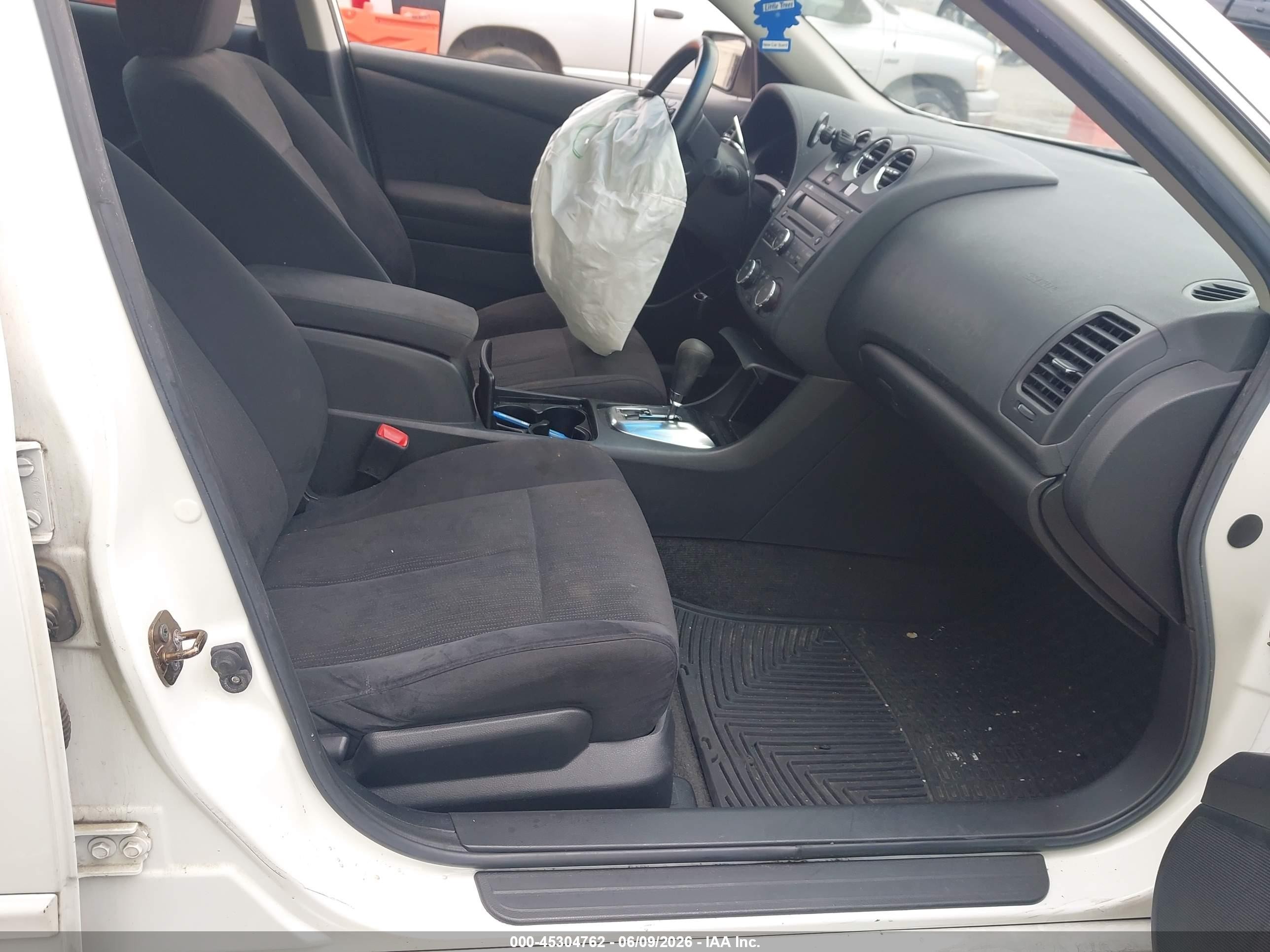 2010 Nissan Altima 2.5 S Белый vin: 1N4AL2AP7AC181820