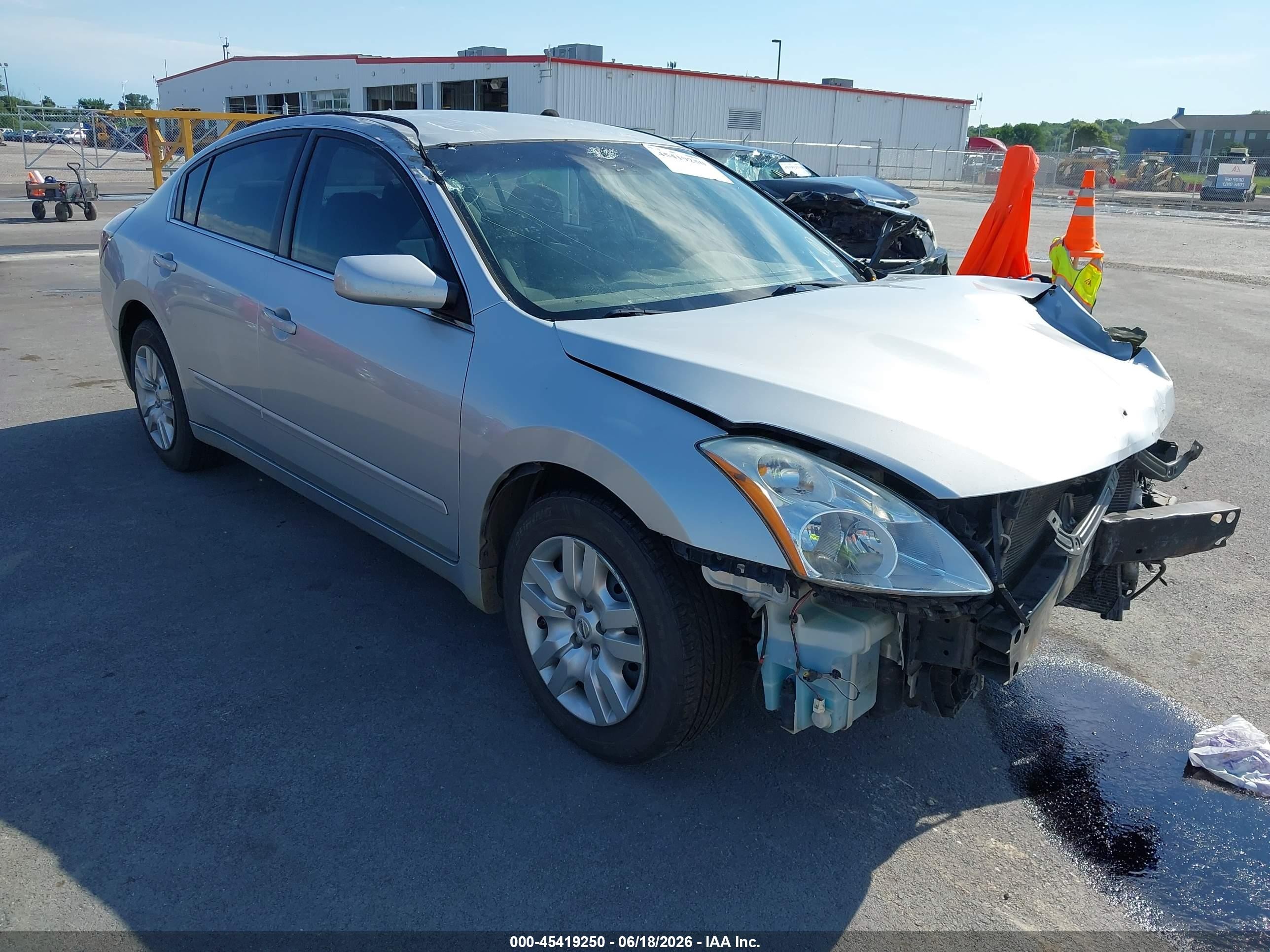 2010 Nissan Altima 2.5 Silver vin: 1N4AL2AP7AC186855