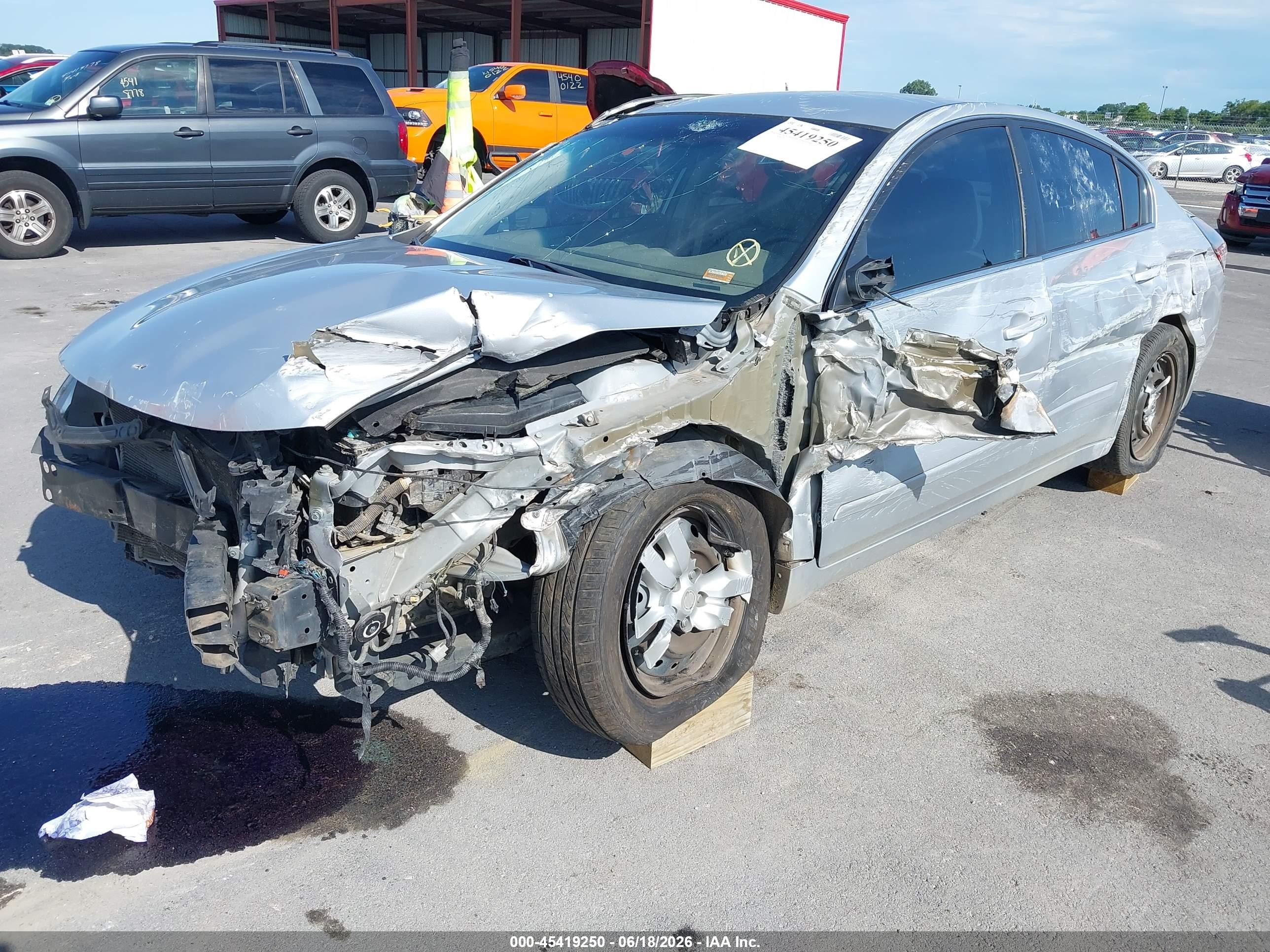 2010 Nissan Altima 2.5 Silver vin: 1N4AL2AP7AC186855