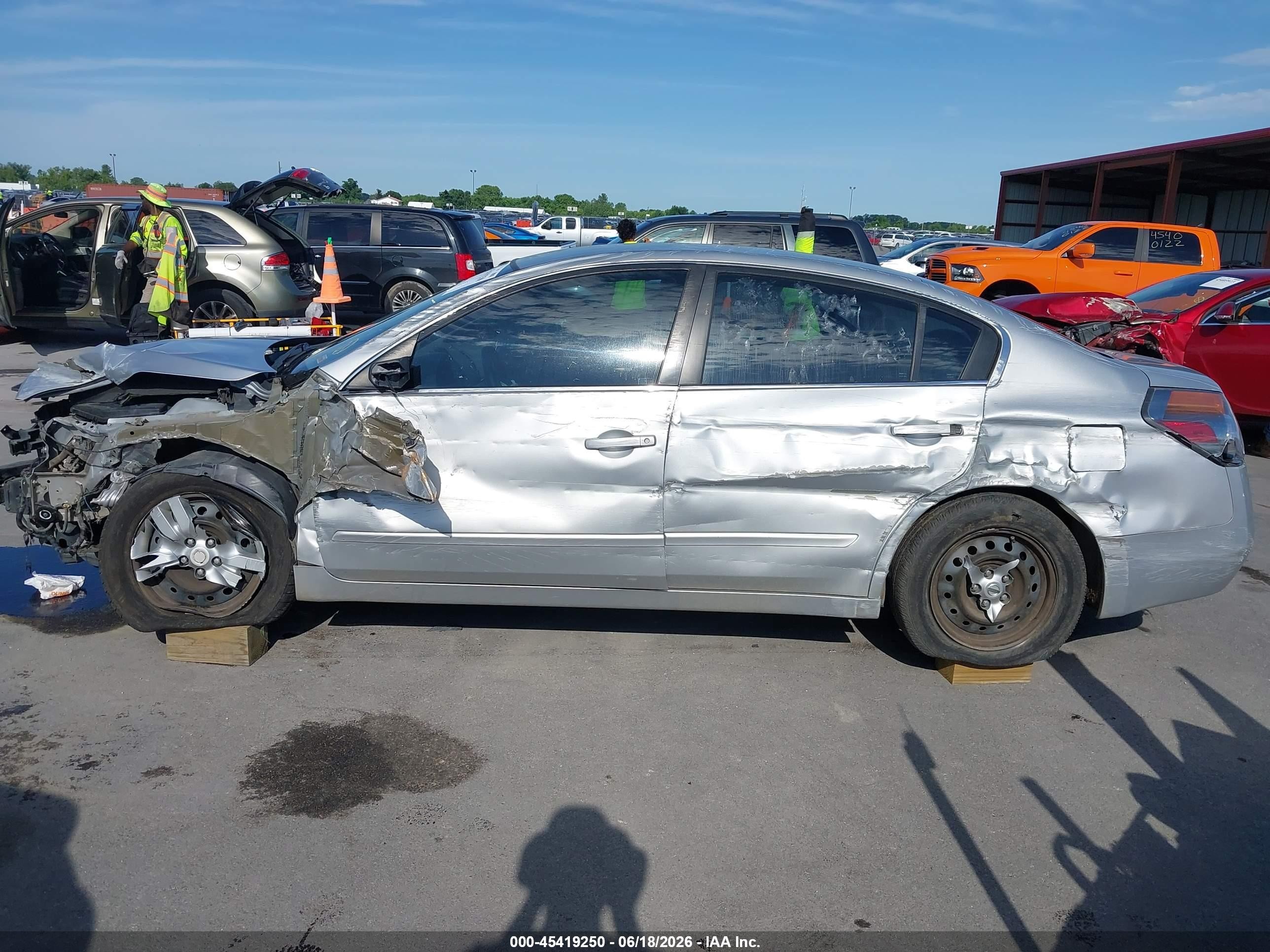 2010 Nissan Altima 2.5 Silver vin: 1N4AL2AP7AC186855