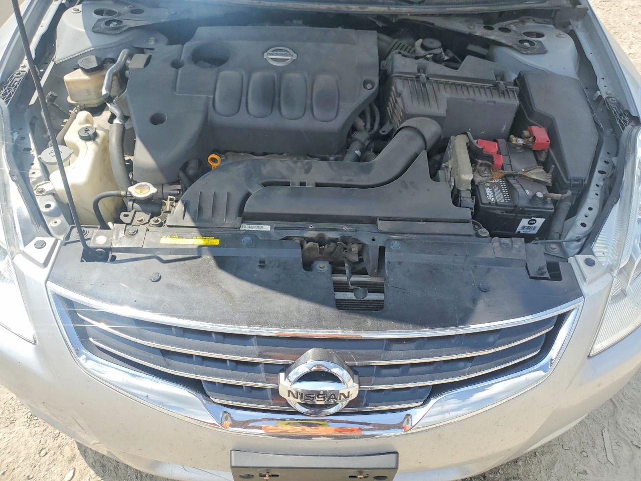2010 Nissan Altima 2.5 Серебряный vin: 1N4AL2AP7AC194440