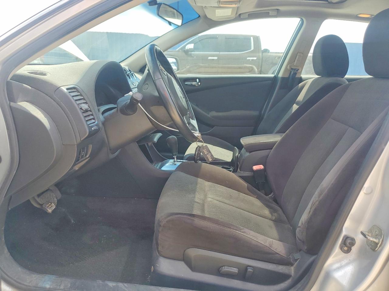 2010 Nissan Altima 2.5 Серебряный vin: 1N4AL2AP7AC194440