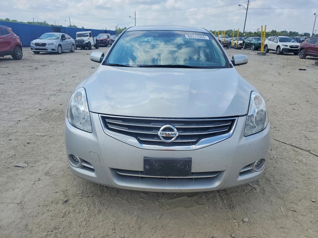 2010 Nissan Altima 2.5 Серебряный vin: 1N4AL2AP7AC194440