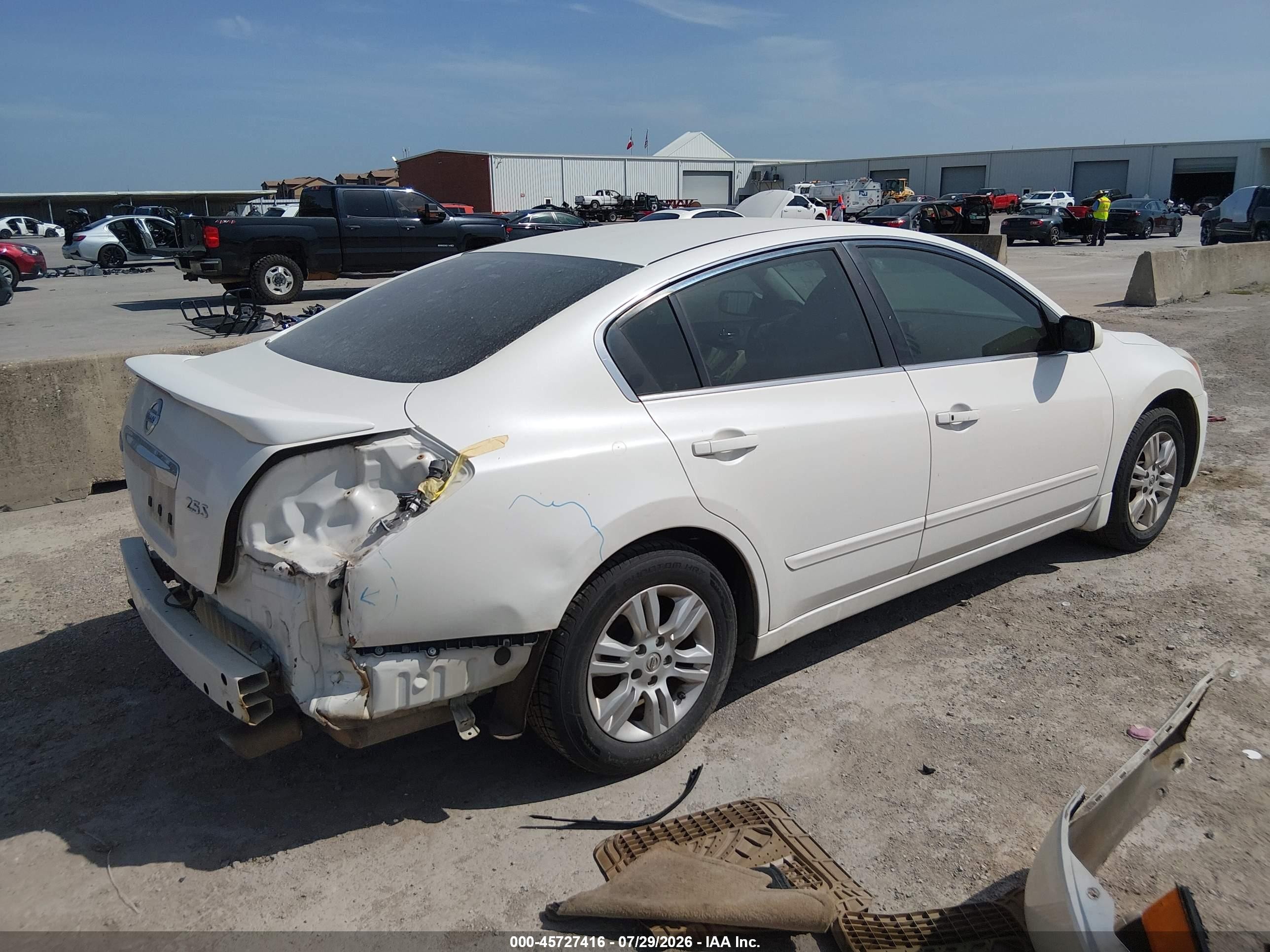 2010 Nissan Altima 2.5 S White vin: 1N4AL2AP7AN407102