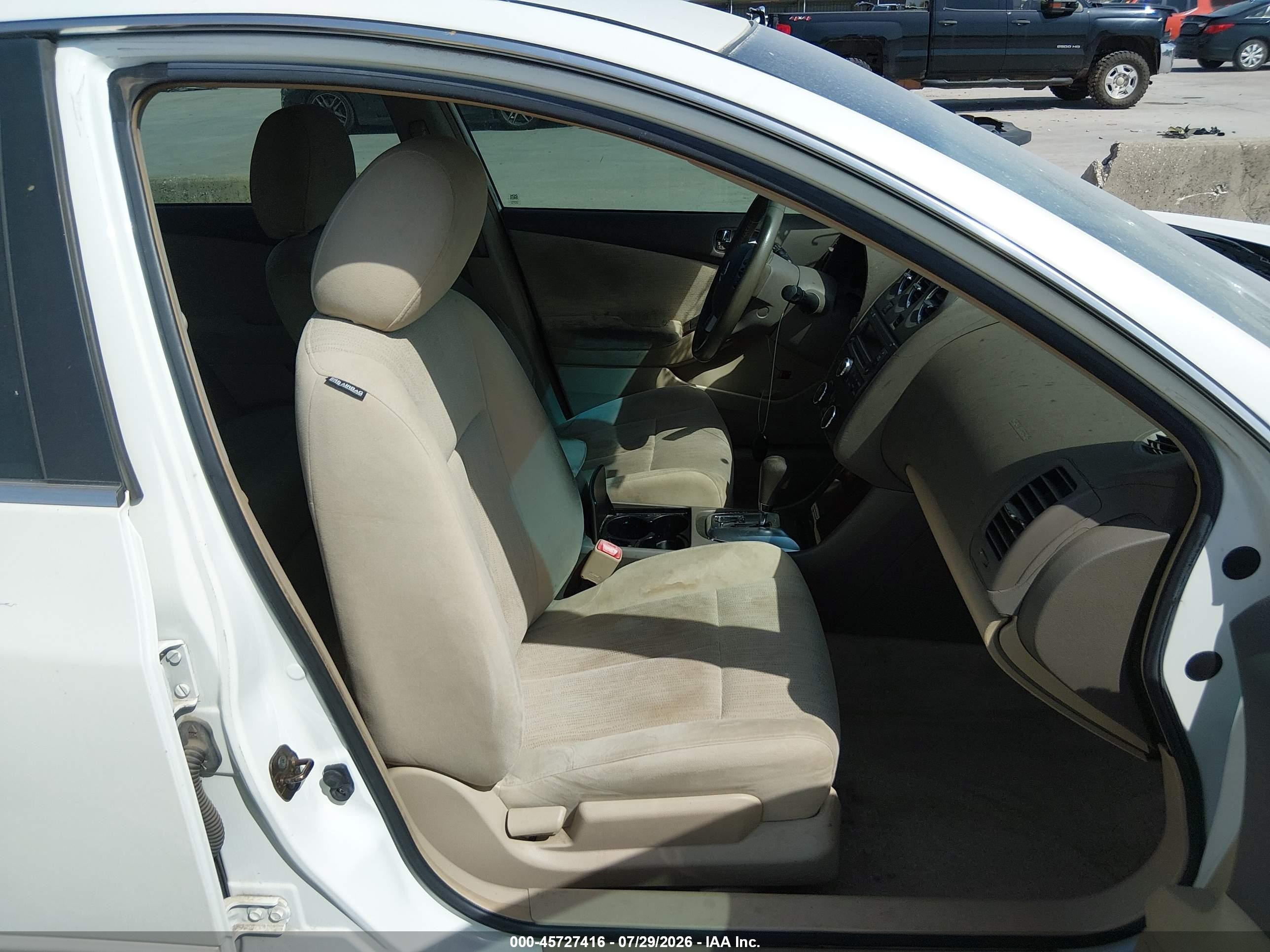 2010 Nissan Altima 2.5 S White vin: 1N4AL2AP7AN407102