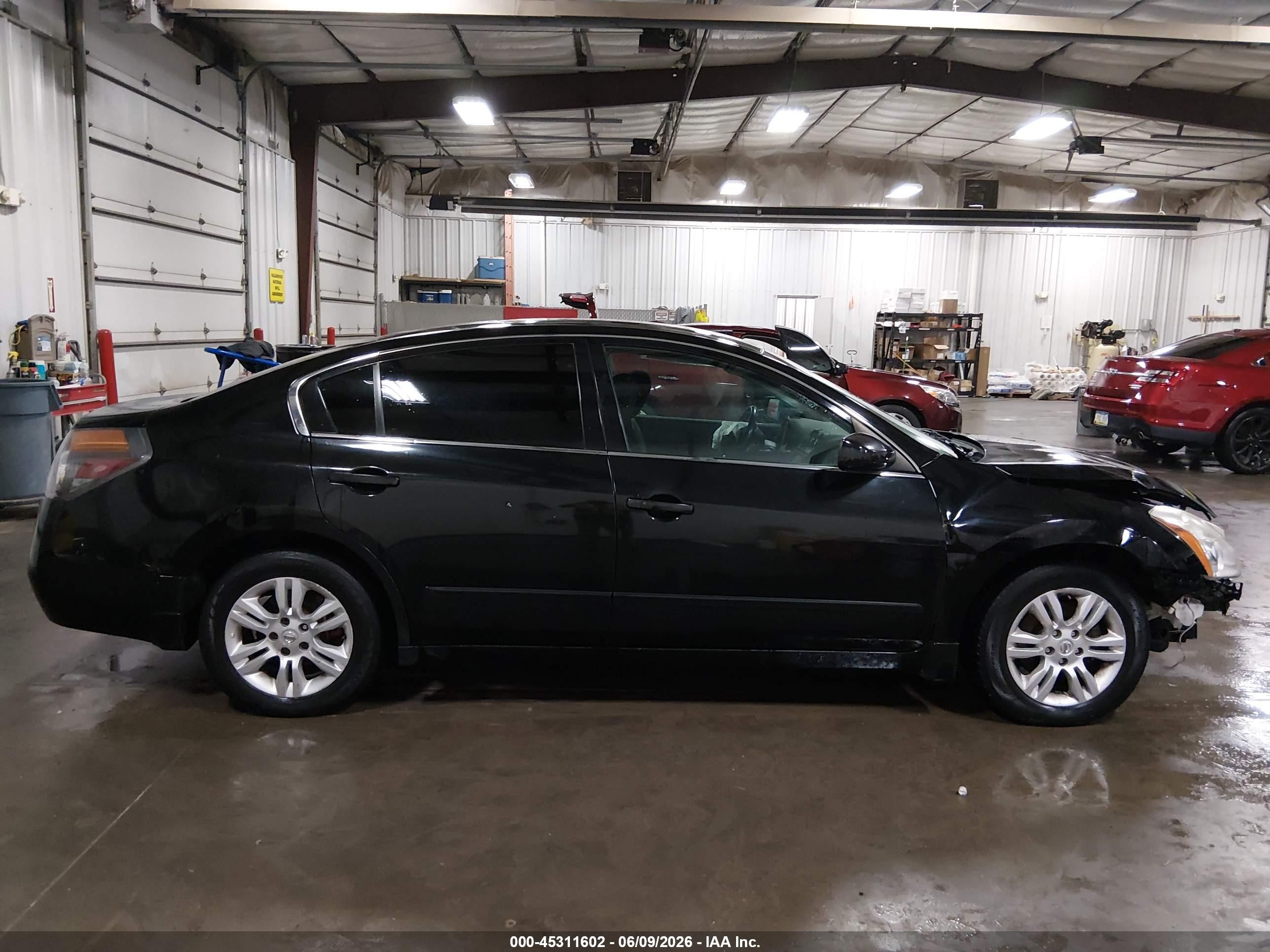 2010 Nissan Altima 2.5 S Black vin: 1N4AL2AP7AN411277