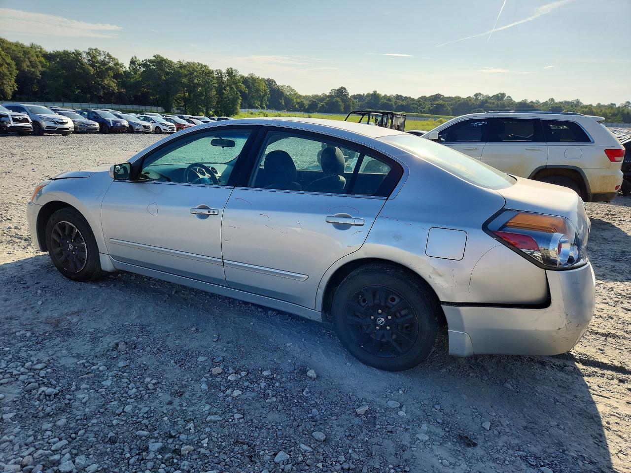 2010 Nissan Altima 2.5 Silver vin: 1N4AL2AP7AN417077