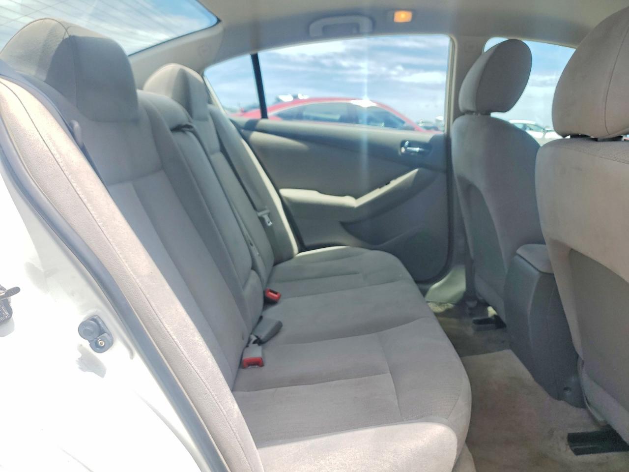 2010 Nissan Altima 2.5 White vin: 1N4AL2AP7AN427429