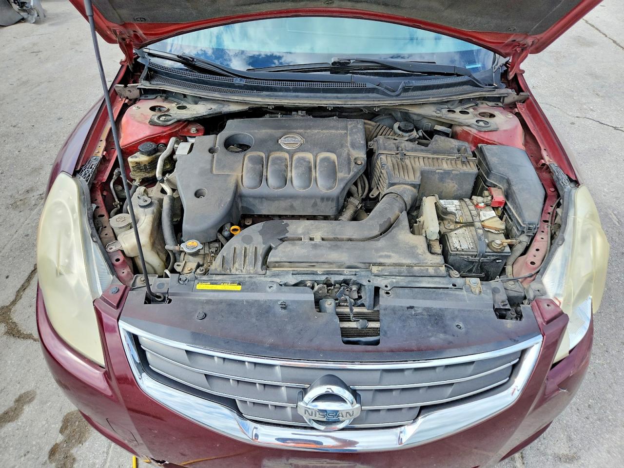 2010 Nissan Altima 2.5 Burgundy vin: 1N4AL2AP7AN439189