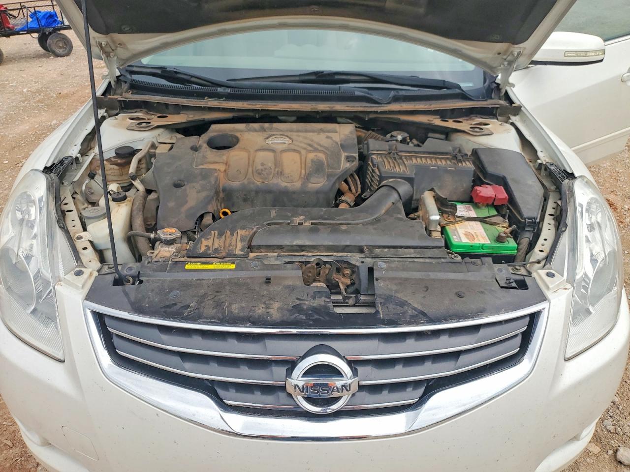 2010 Nissan Altima 2.5 White vin: 1N4AL2AP7AN454615