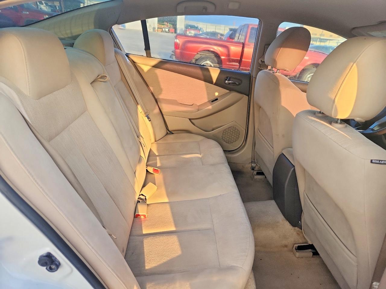2010 Nissan Altima 2.5 White vin: 1N4AL2AP7AN455084