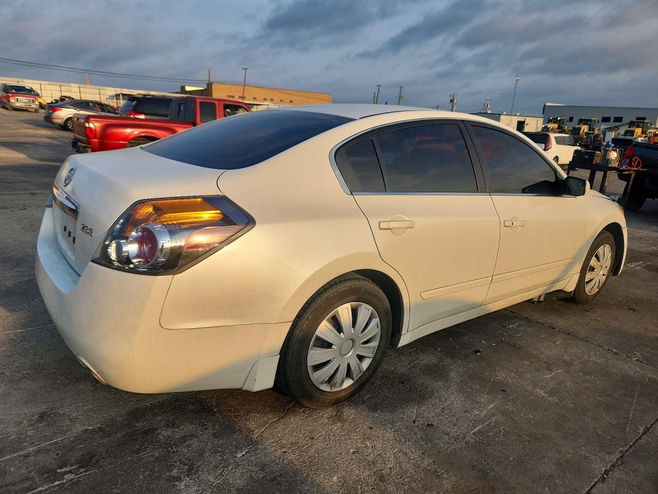 2010 Nissan Altima 2.5 White vin: 1N4AL2AP7AN455084