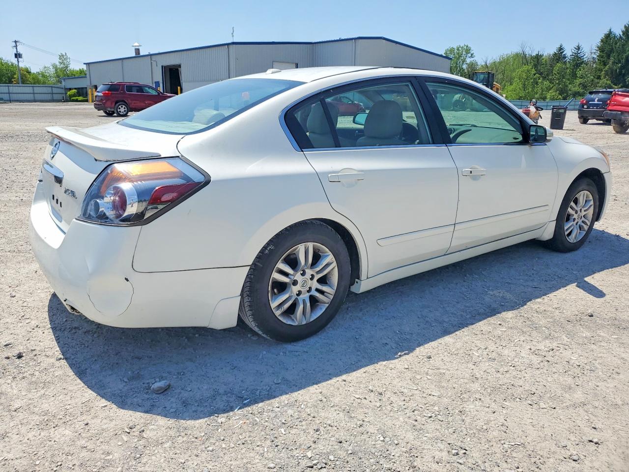 2010 Nissan Altima Base/s White vin: 1N4AL2AP7AN455814