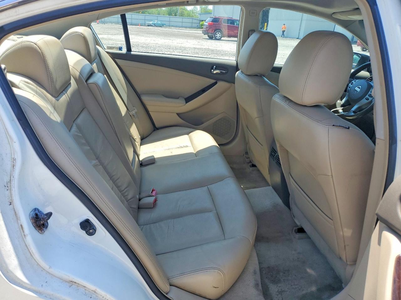 2010 Nissan Altima Base/s White vin: 1N4AL2AP7AN455814